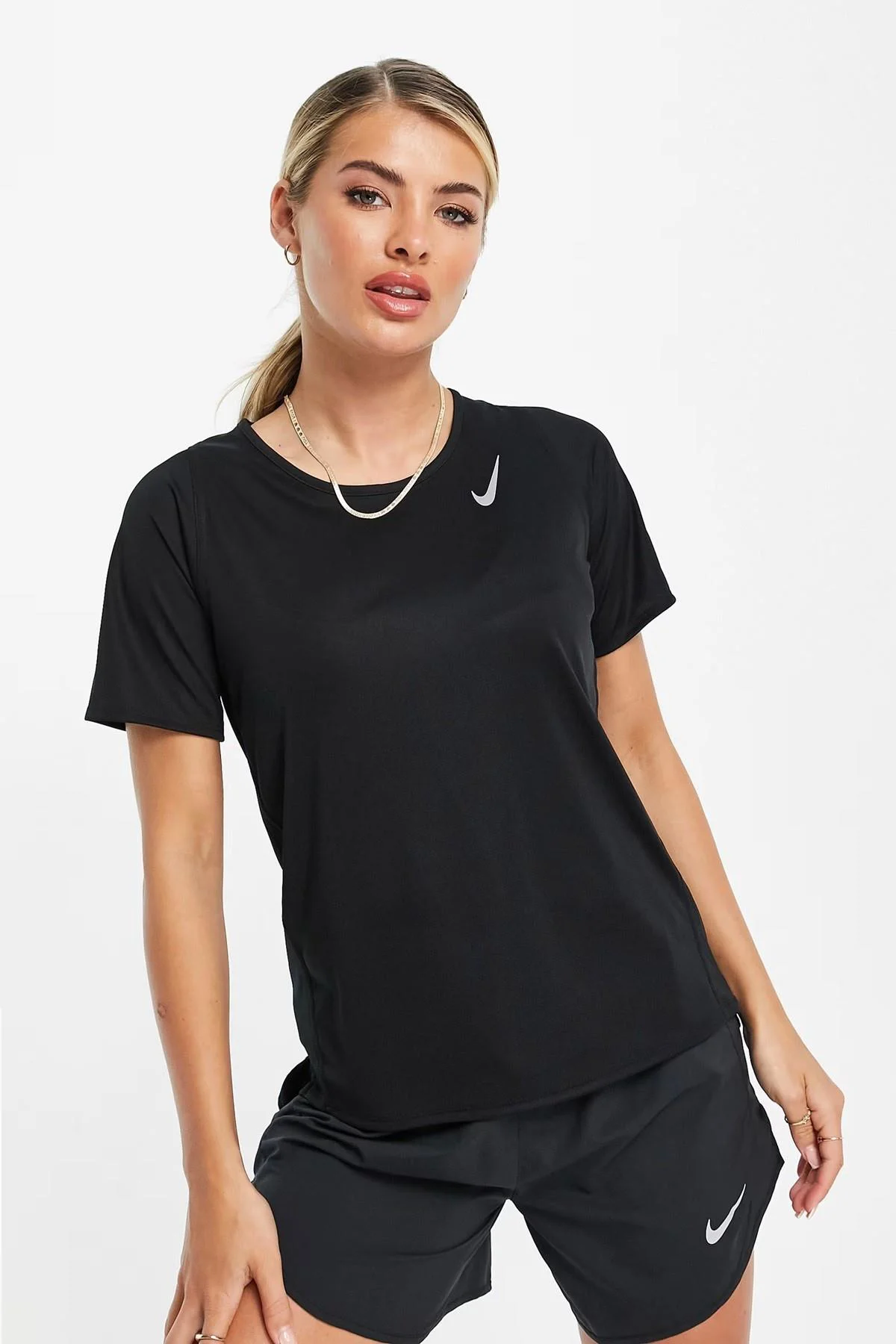 Nike Running Dri Fit Race Signlet T-shirt Black Reflektörlü Kadın Koşu Tişörtü Siyah Fiyatı, Yorumları ve Özellikleri