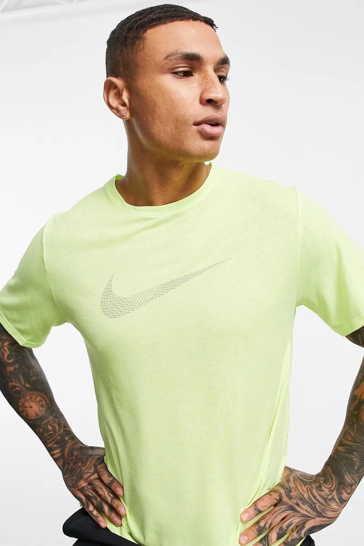 Nike Running Run Division Miler Swoosh Logo T-shirt Yellow Reflektörlü Erkek Antreman Tişörtü Sarı Fiyatı, Yorumları ve Özellikleri