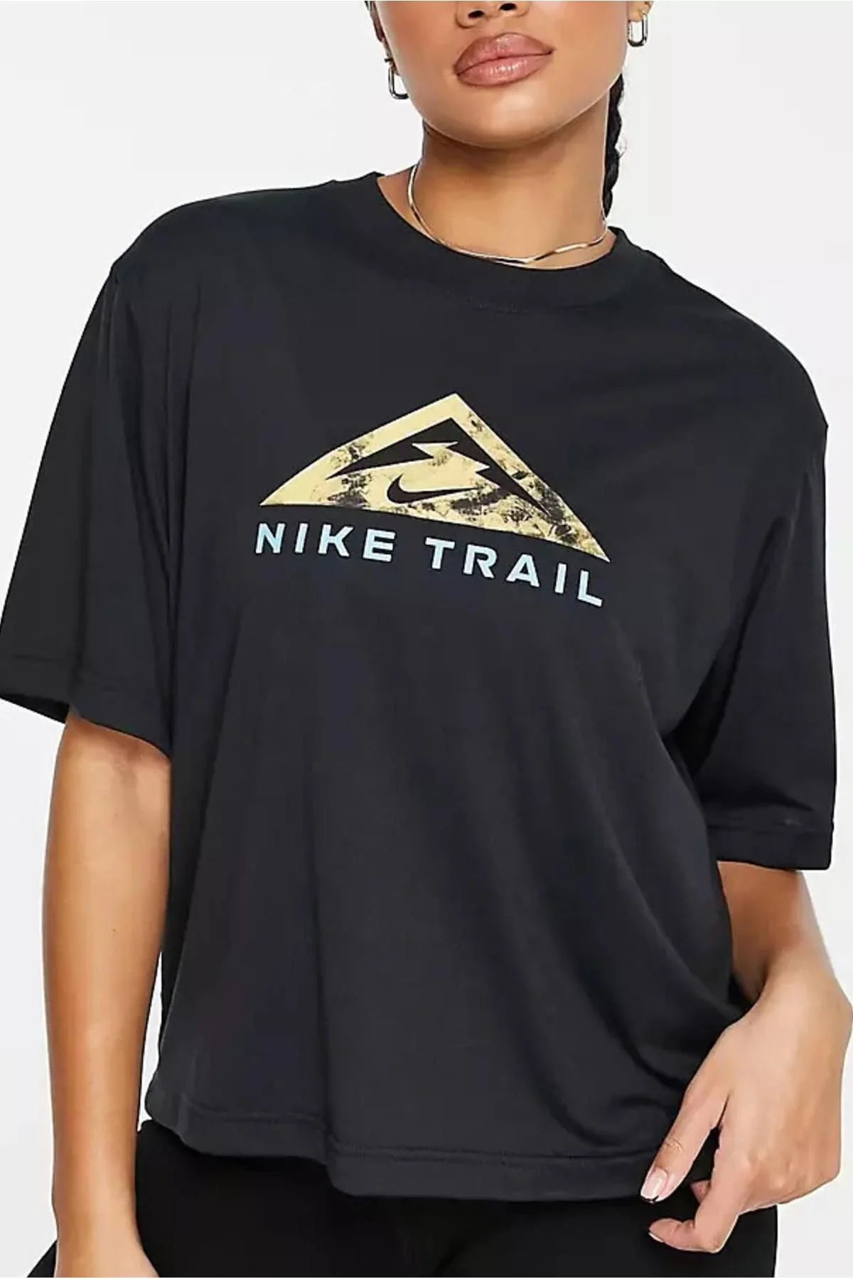 Nike Running Trail Logo T-shirt Black Kadın Bol Kesim Spor Tişört Siyah Fiyatı, Yorumları ve Özellikleri