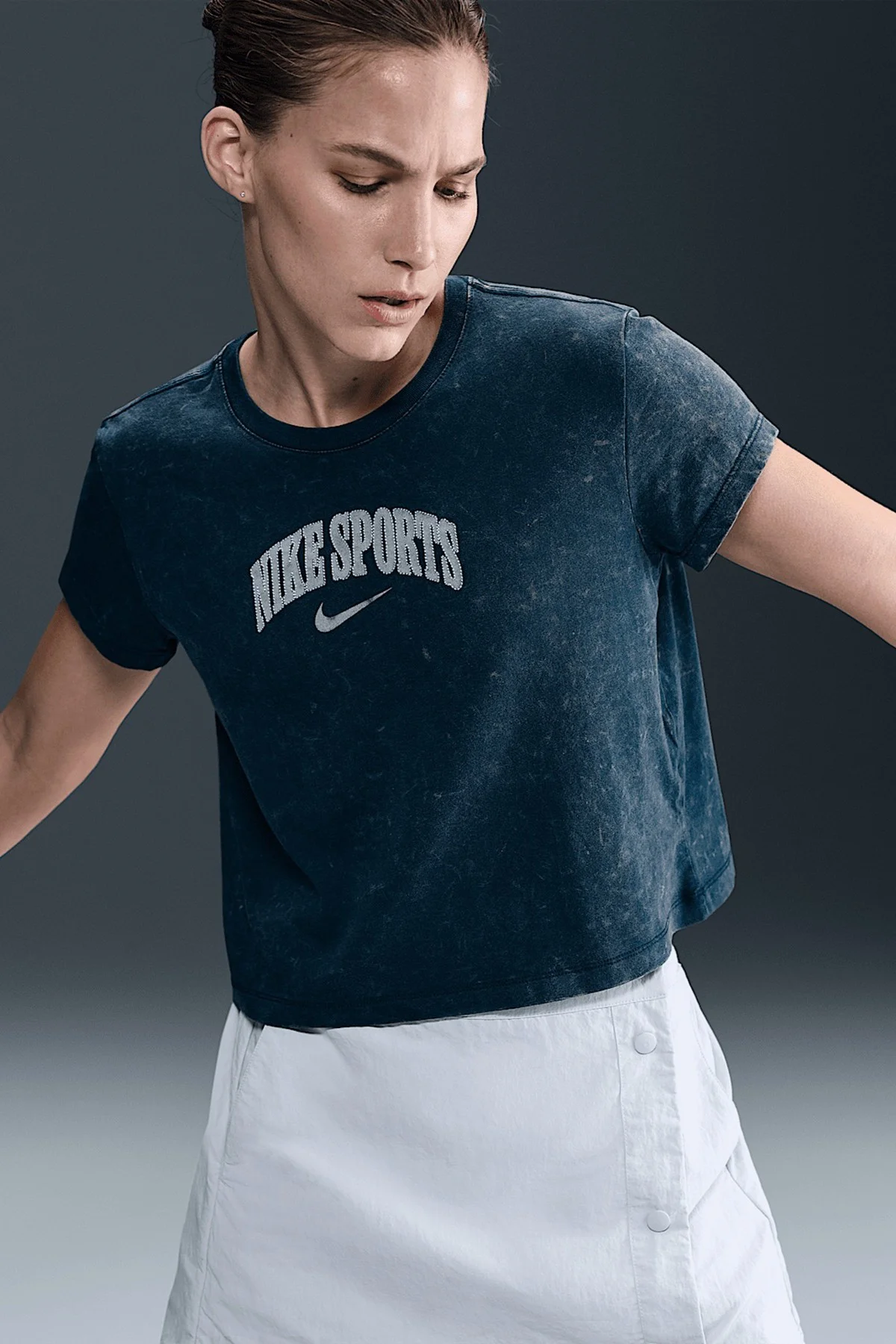 Nike Short-Sleeve Womes T-Shirt Navy Kadın Tişört Lacivert Nike Short-Sleeve Womes T-Shirt Navy Kadın Tişört Lacivert Fiyatı, Yorumları ve Özellikleri
