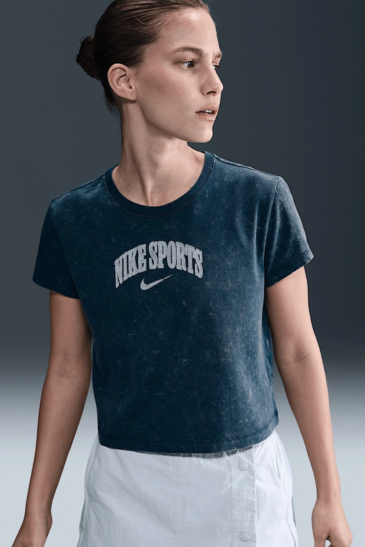 Nike Short-Sleeve Womes T-Shirt Navy Kadın Tişört Lacivert Nike Short-Sleeve Womes T-Shirt Navy Kadın Tişört Lacivert Fiyatı, Yorumları ve Özellikleri