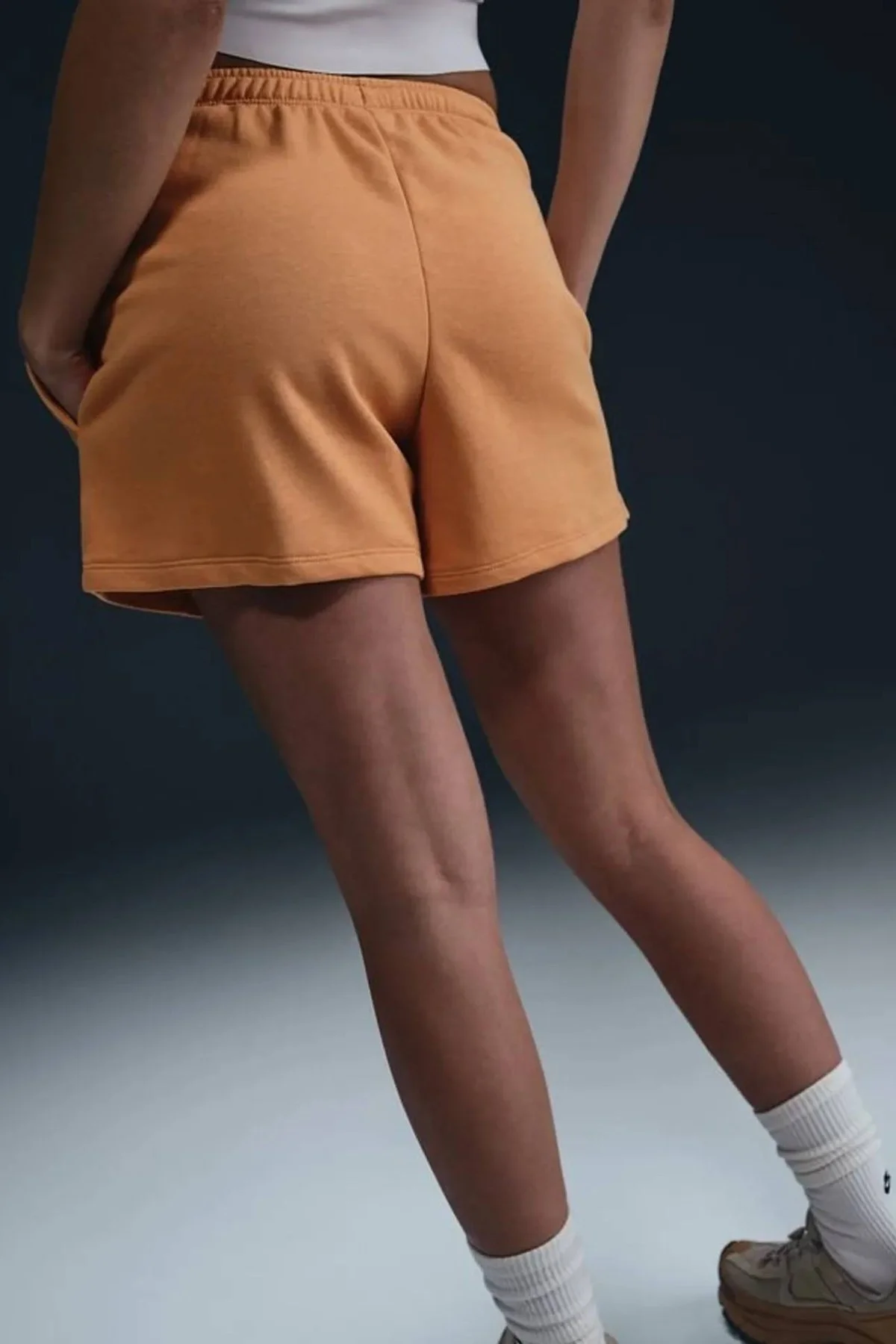 Nike Sportswear Chill Terry Mid Rise 4" French Terry Slim Fit Short Kadın 10 cm Pamuklu Şort Turuncu Fiyatı, Yorumları ve Özellikleri