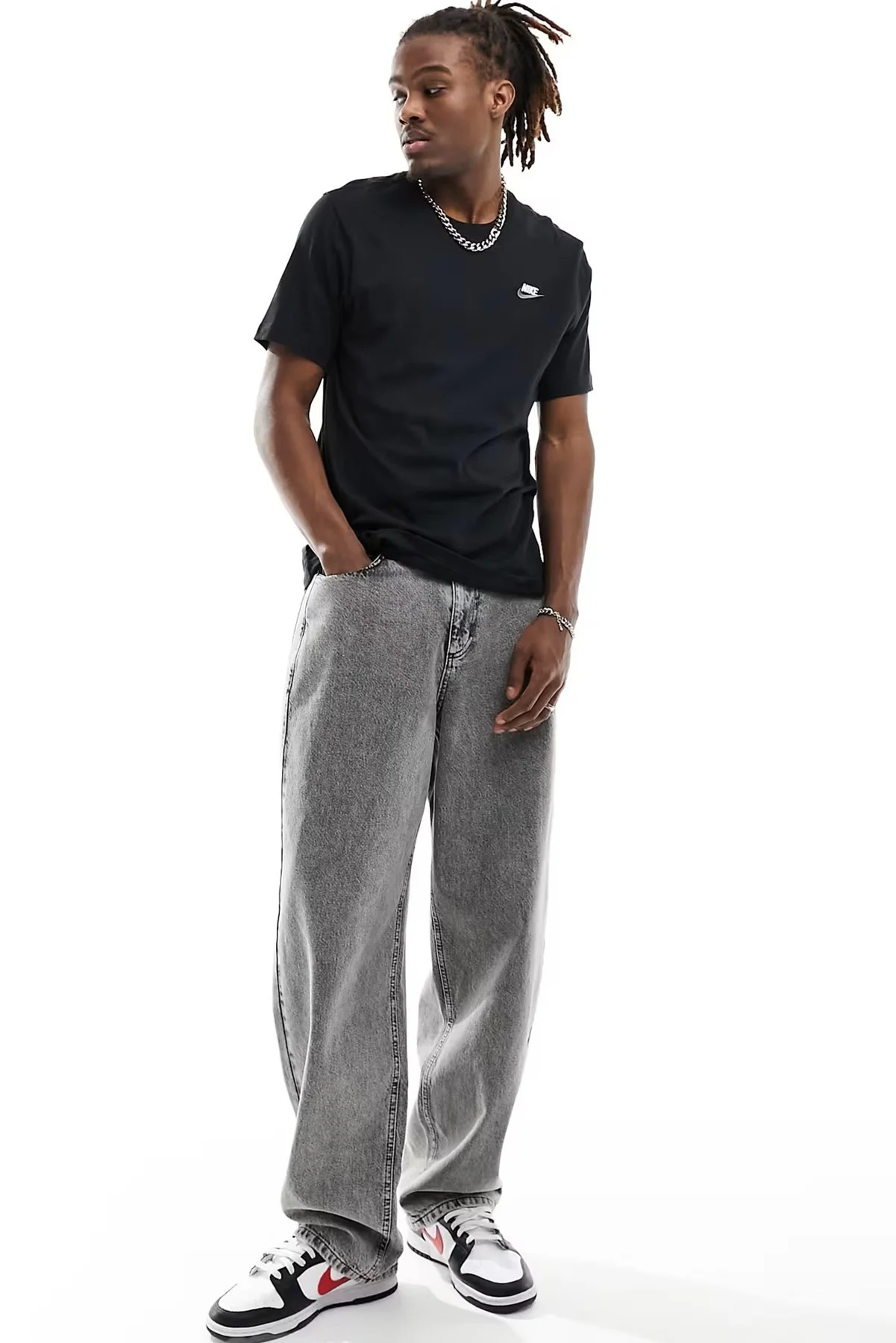 Nike Sportswear Club Men's T-Shirt Erkek Pamuklu Tişört Siyah Nike Sportswear Club Men's T-Shirt Erkek Pamuklu Tişört Siyah Fiyatı, Yorumları ve Özellikleri