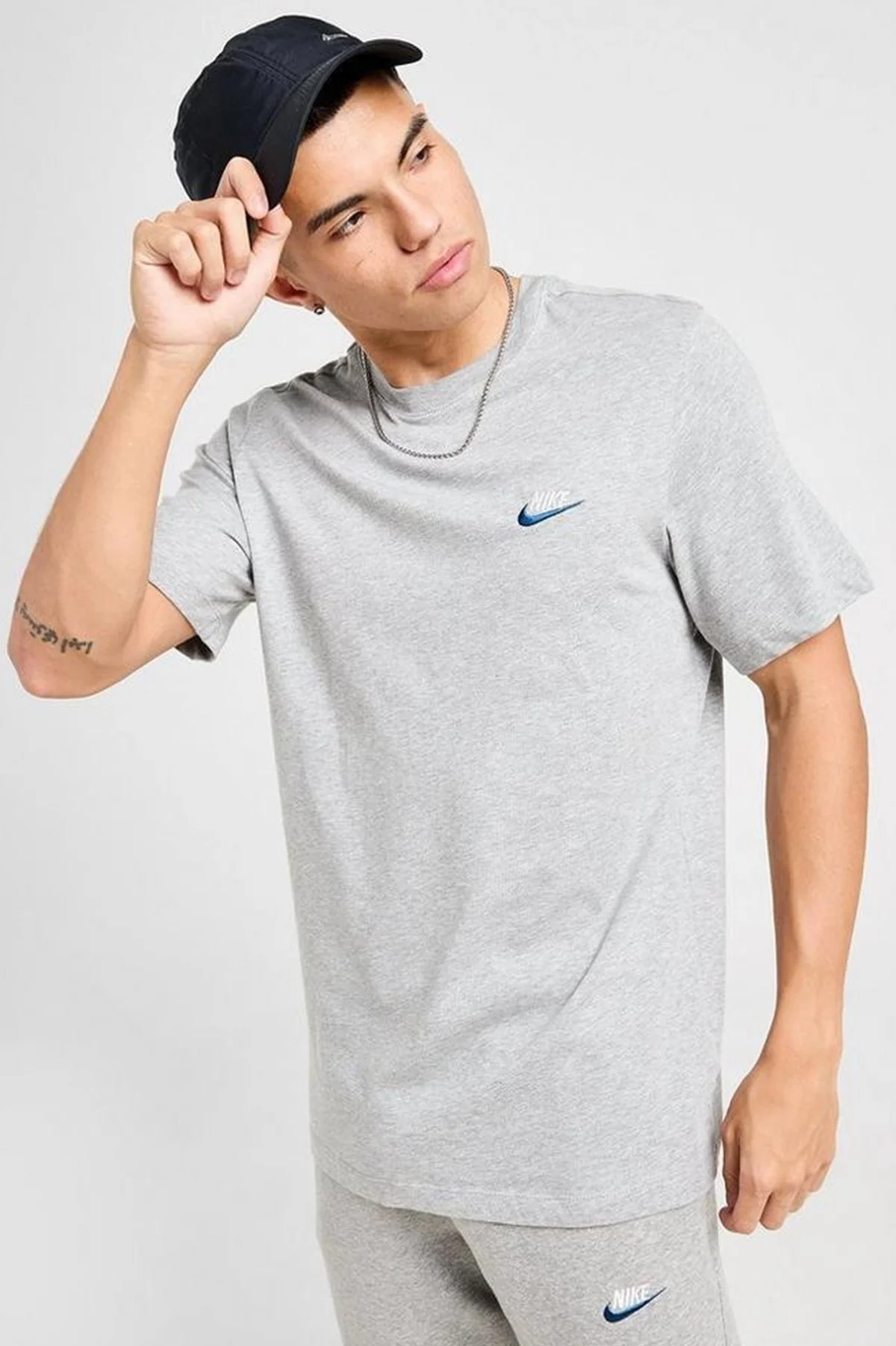 Nike Sportswear Club Men's T-Shirt Erkek Pamuklu Tişört Gri