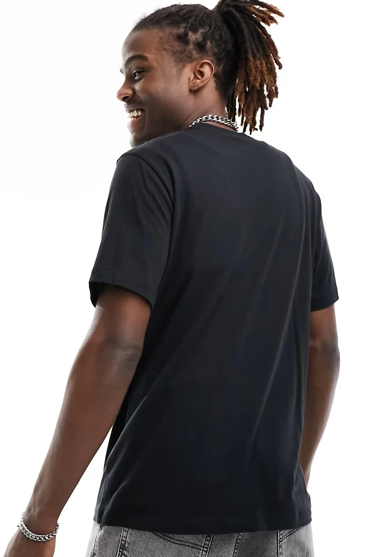 Nike Sportswear Club Men's T-Shirt Erkek Pamuklu Tişört Siyah Nike Sportswear Club Men's T-Shirt Erkek Pamuklu Tişört Siyah Fiyatı, Yorumları ve Özellikleri
