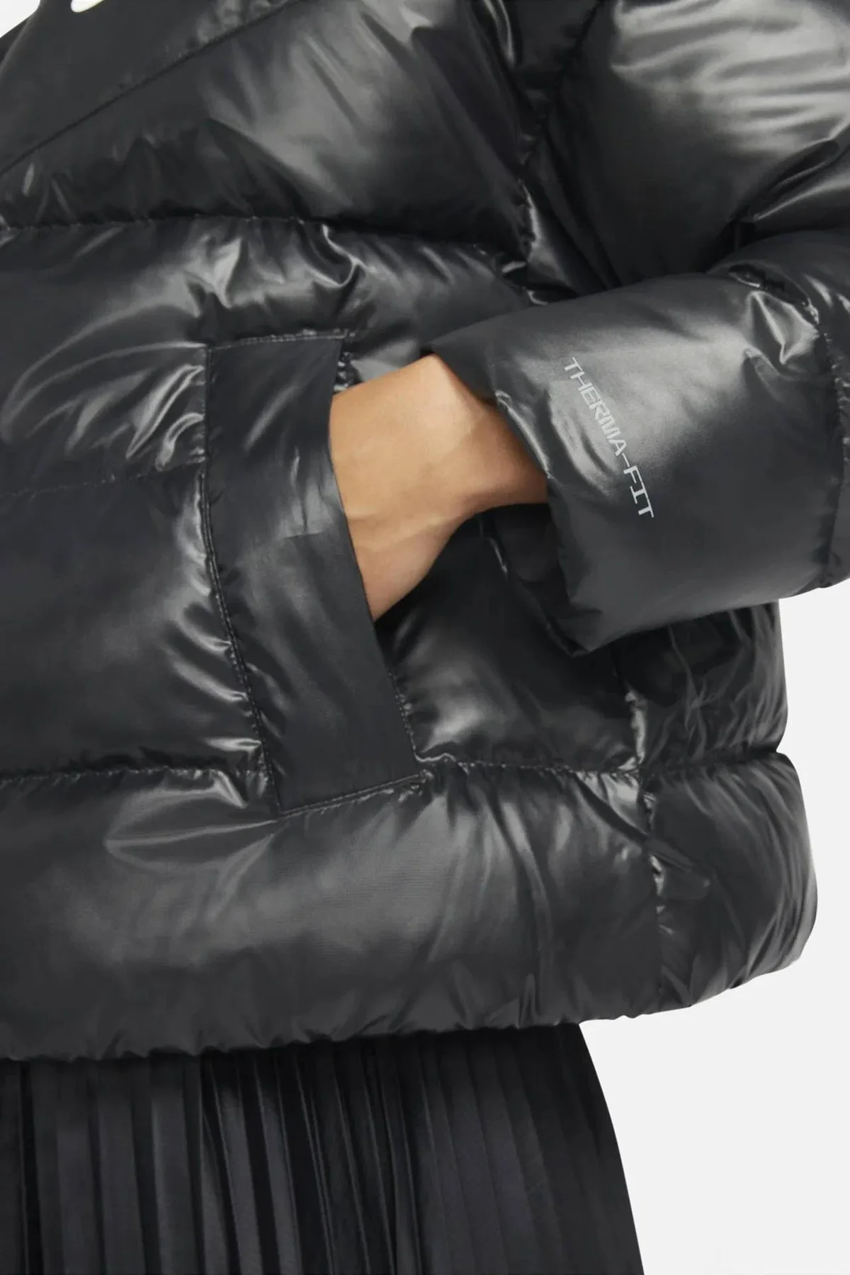 Nike Sportswear Down Fill Therma Fit City Series Full Zip Kadın Bol Kesim Kaz Tüyü Spor Ceket Siyah Fiyatı, Yorumları ve Özellikleri