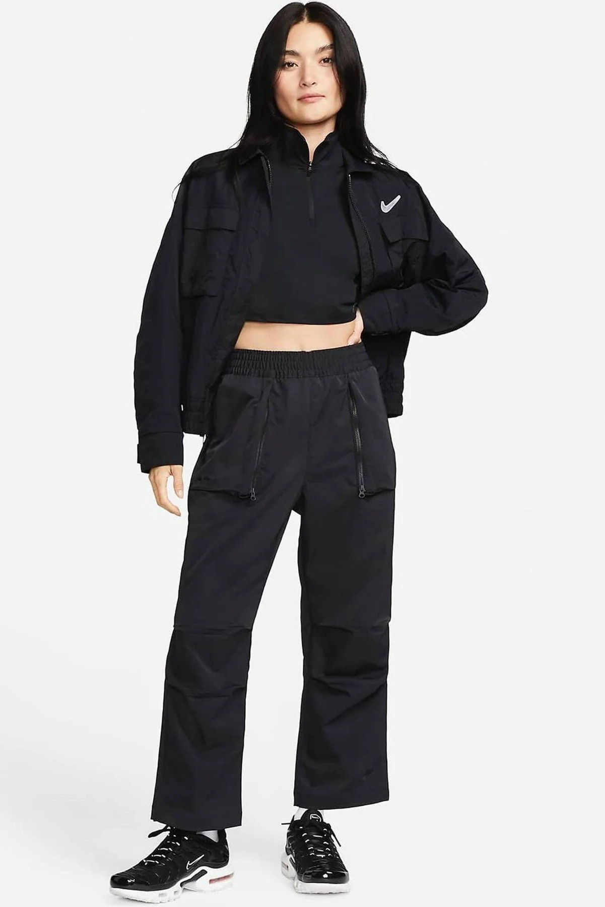 Nike Sportswear Dri Fit Tech Pack Mid Rise Woven Pant Kadın Dokuma Eşofman Altı Siyah Fiyatı, Yorumları ve Özellikleri