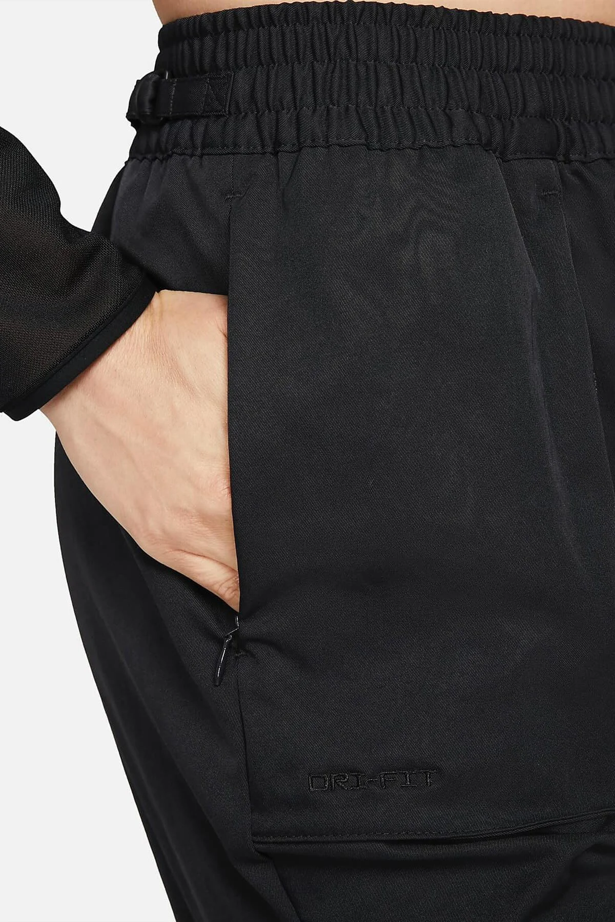 Nike Sportswear Dri Fit Tech Pack Mid Rise Woven Pant Kadın Dokuma Eşofman Altı Siyah Fiyatı, Yorumları ve Özellikleri