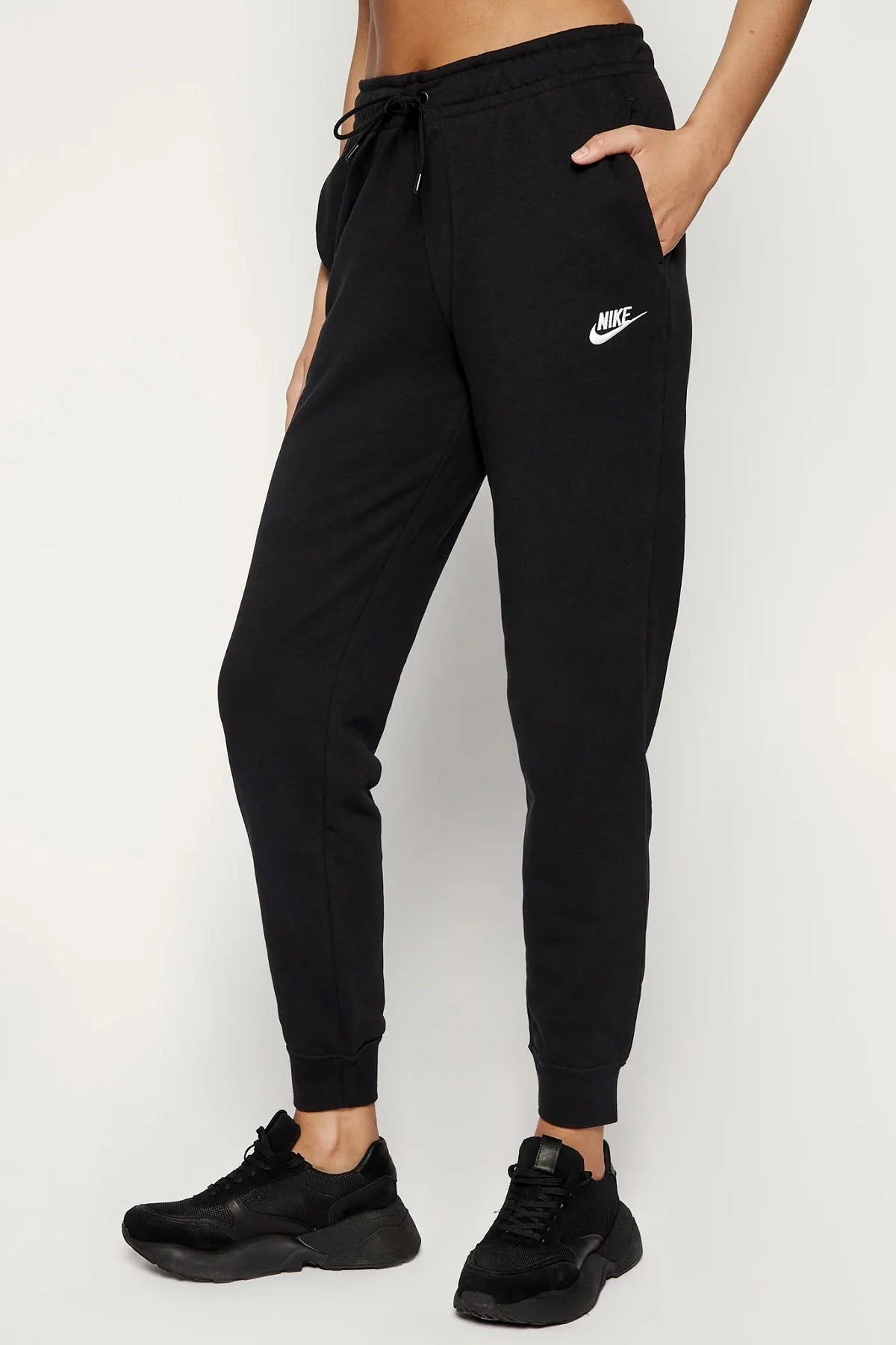 Nike Sportswear Essential Fleece Kadın Siyah Eşofman Altı Nike Sportswear Essential Fleece Kadın Siyah Eşofman Altı Fiyatı, Yorumları ve Özellikleri