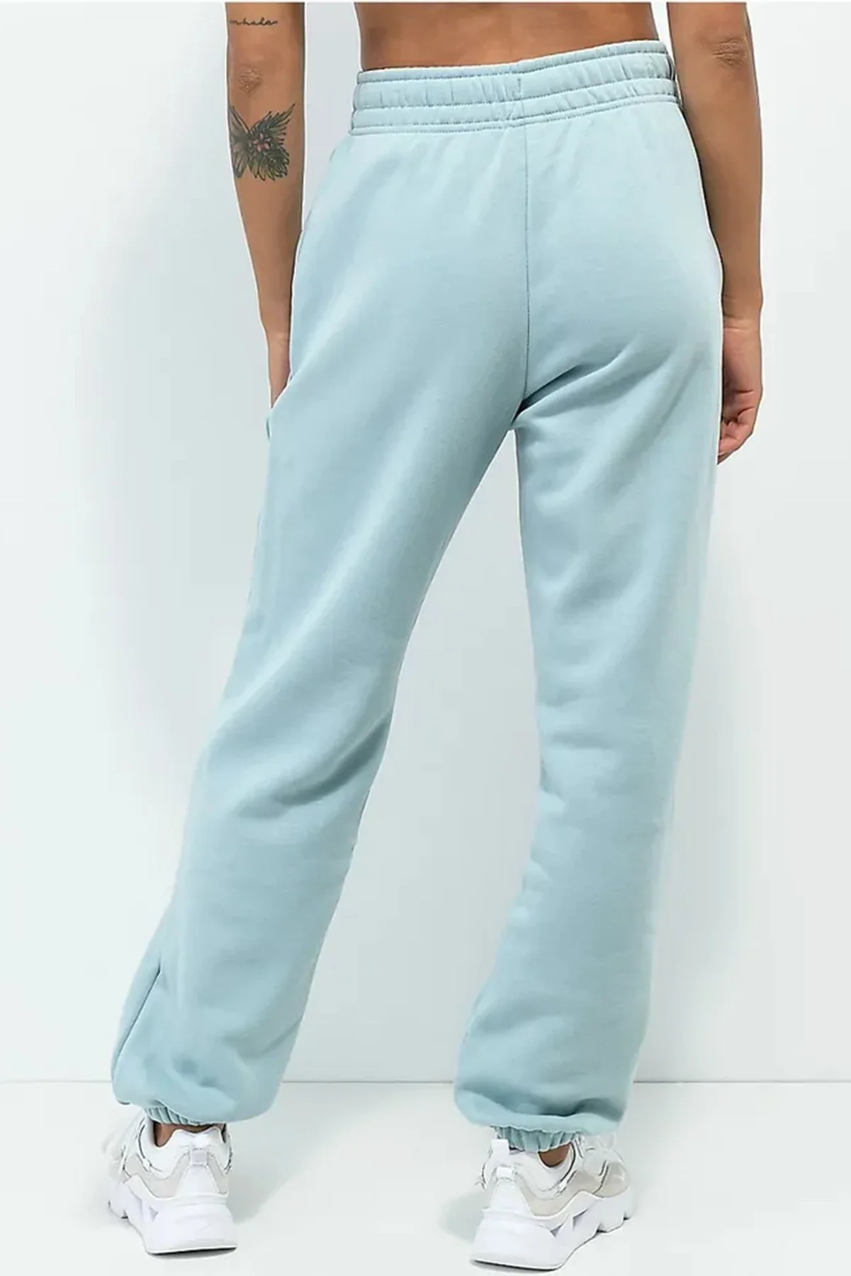 Nike Sportswear Essential Mid Rise Loose Fit Şardonlu Bol Kesim Kadın Eşofman Altı Açık Mavi Nike Sportswear Essential Mid Rise Loose Fit Şardonlu Bol Kesim Kadın Eşofman Altı Açık Mavi