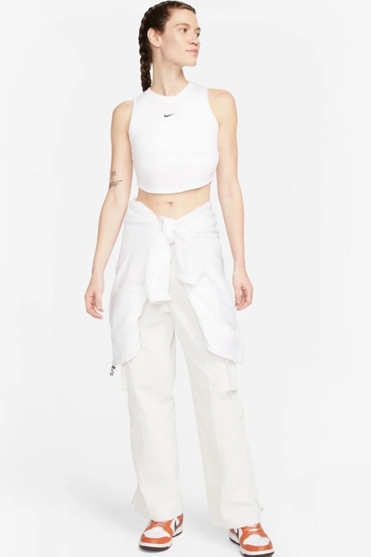 Nike Sportswear Essential Rib Cropped Women's Tight Fit Tank Top Kadın Dar Kesim Crop Atlet Beyaz Nike Sportswear Essential Rib Cropped Women's Tight Fit Tank Top Kadın Dar Kesim Crop Atlet Beyaz