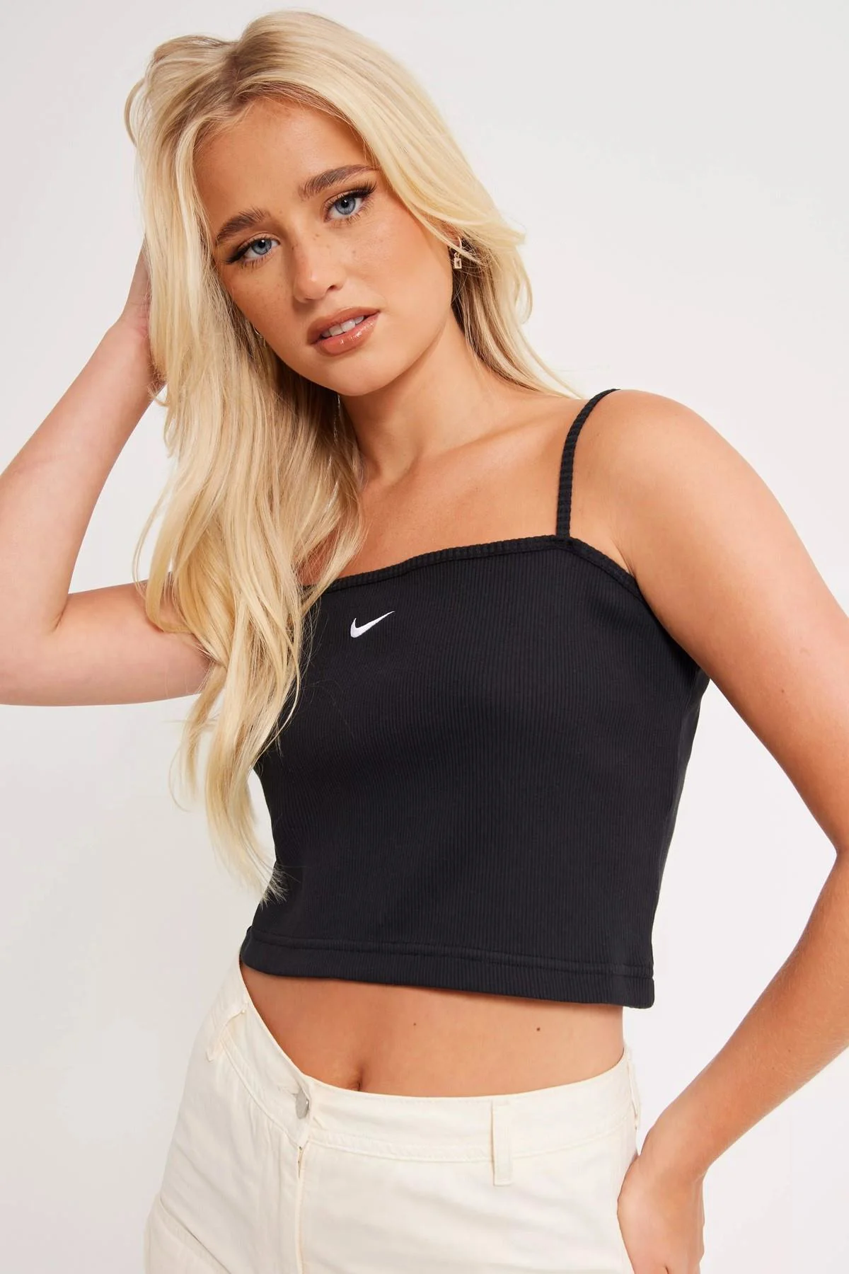 Nike Sportswear Essential Ribbed Crop Top Tank Kadın Askılı Fitilli Crop Atlet Siyah Fiyatı, Yorumları ve Özellikleri