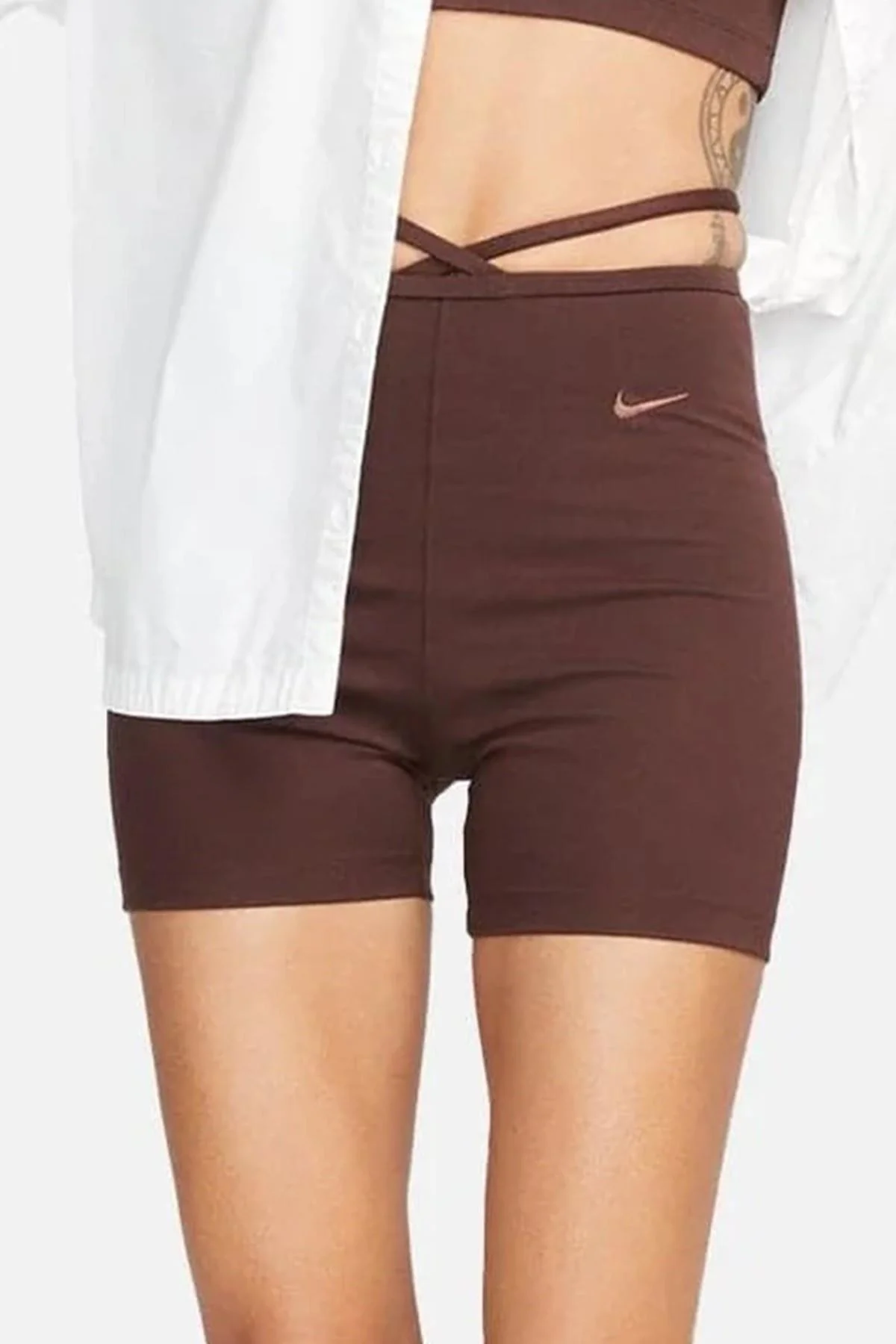 Nike Sportswear Everyday Modern 5 inch Biker Shorts Kadın Tayt Şort Kahverengi Nike Sportswear Everyday Modern 5 inch Biker Shorts Kadın Tayt Şort Kahverengi