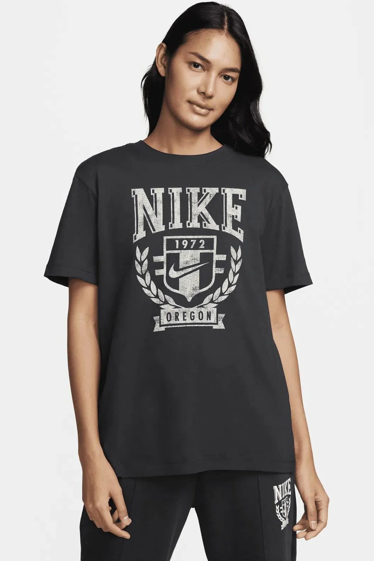 Nike Sportswear Fleece Boyfriend Short Sleeve Pamuklu Bol Kesim Kadın Tişört Antrasit Fiyatı, Yorumları ve Özellikleri