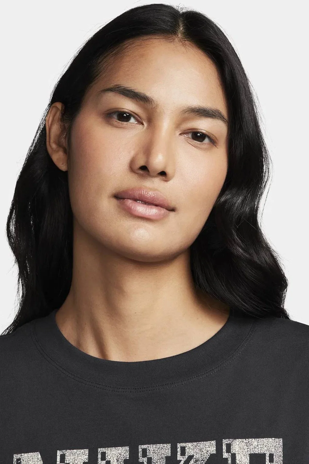 Nike Sportswear Fleece Boyfriend Short Sleeve Pamuklu Bol Kesim Kadın Tişört Antrasit Fiyatı, Yorumları ve Özellikleri