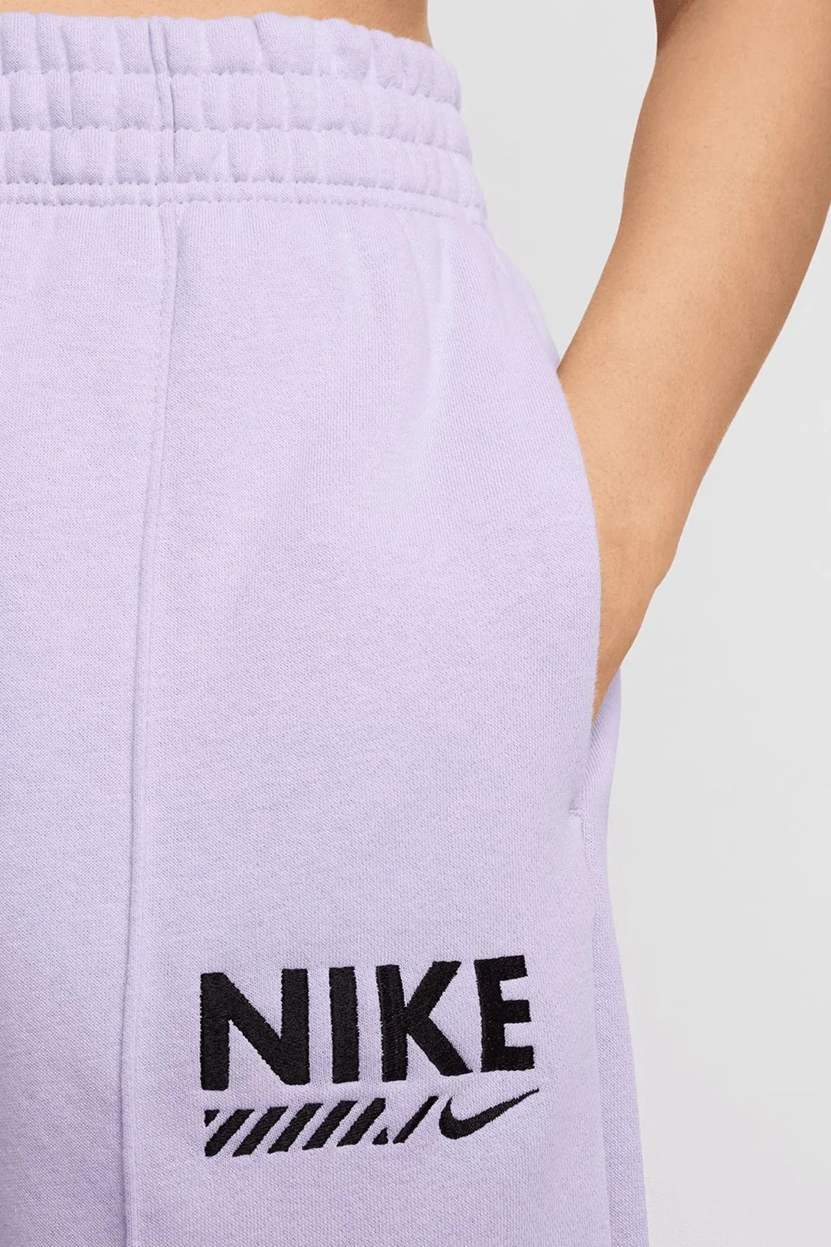 Nike Sportswear Fleece Mid Rise Loose Fit Şardonlu Büyük Beden Kadın Eşofman Altı Mor Nike Sportswear Fleece Mid Rise Loose Fit Şardonlu Büyük Beden Kadın Eşofman Altı Mor