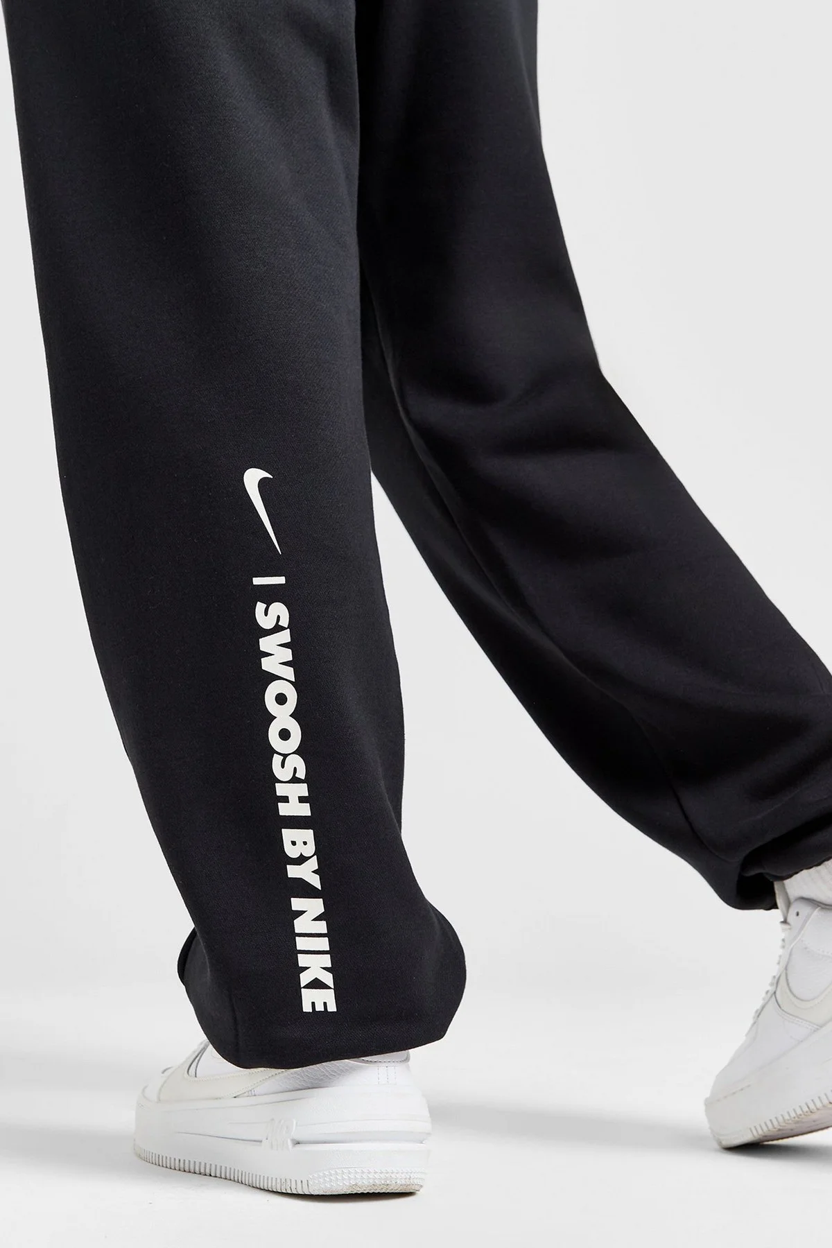 Nike Sportswear Fleece Loose Fit Women's Pant Kadın Bol Kesim Eşofman Altı Siyah Nike Sportswear Fleece Loose Fit Women's Pant Kadın Bol Kesim Eşofman Altı Siyah