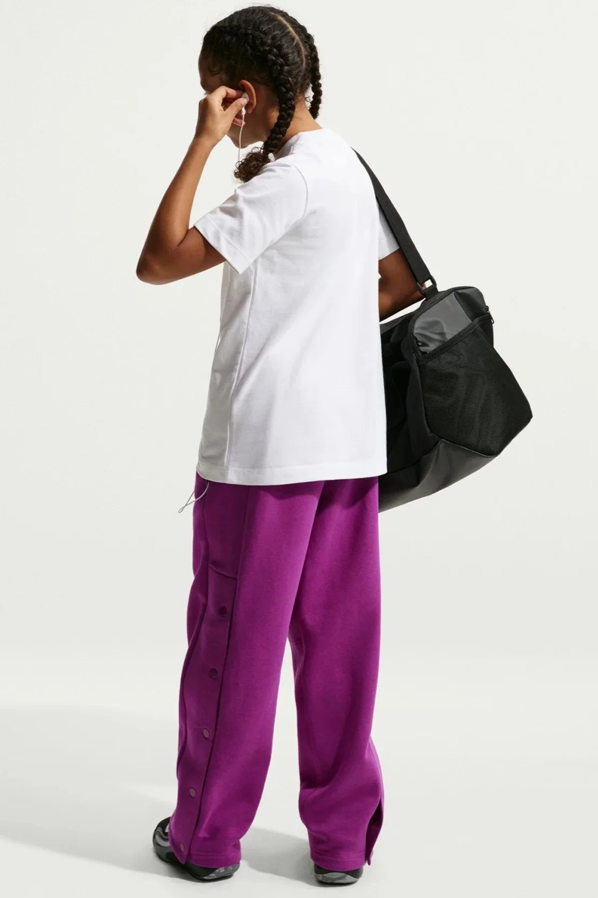Nike Sportswear Kids Tee Box Hoops Kids Tee Grafik Baskılı Çocuk Tişört Siyah Nike Sportswear Kids Tee Box Hoops Kids Tee Grafik Baskılı Çocuk Tişört Siyah Fiyatı, Yorumları ve Özellikleri