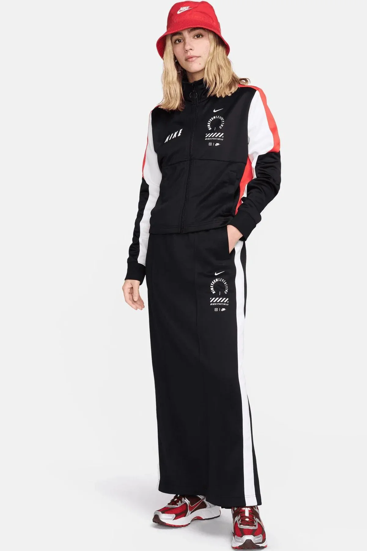 Nike Sportswear Maxi Skirt Kadın Uzun Spor Etek Siyah Nike Sportswear Maxi Skirt Kadın Uzun Spor Etek Siyah Fiyatı, Yorumları ve Özellikleri