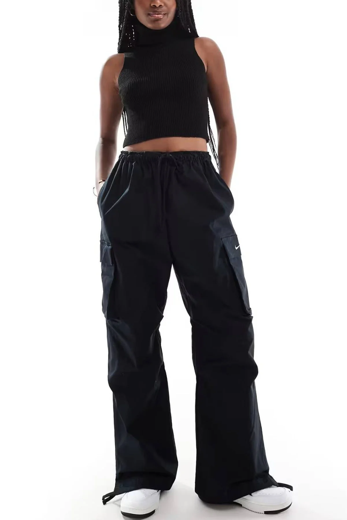 Nike Sportswear Oversized Cargo Dans Pant Kadın Oversize Kargo Cepli Dokuma Eşofman Altı Siyah Nike Sportswear Oversized Cargo Dans Pant Kadın Oversize Kargo Cepli Dokuma Eşofman Altı Siyah
