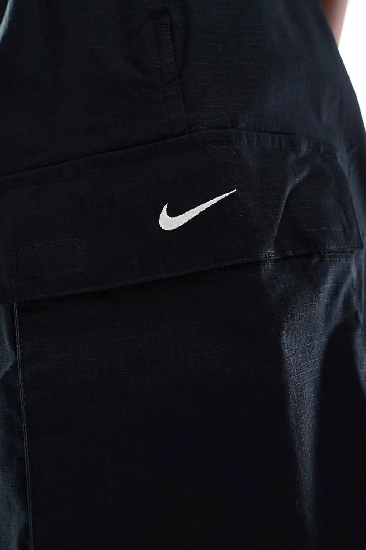 Nike Sportswear Oversized Cargo Dans Pant Kadın Oversize Kargo Cepli Dokuma Eşofman Altı Siyah Nike Sportswear Oversized Cargo Dans Pant Kadın Oversize Kargo Cepli Dokuma Eşofman Altı Siyah