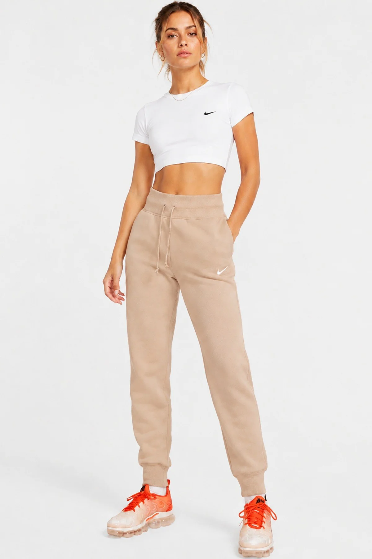 Nike Sportswear Phoenix Polar Kadın Yüksek Bel Eşofman Altı Kahverengi Nike Sportswear Phoenix Polar Kadın Yüksek Bel Eşofman Altı Kahverengi Fiyatı, Yorumları ve Özellikleri