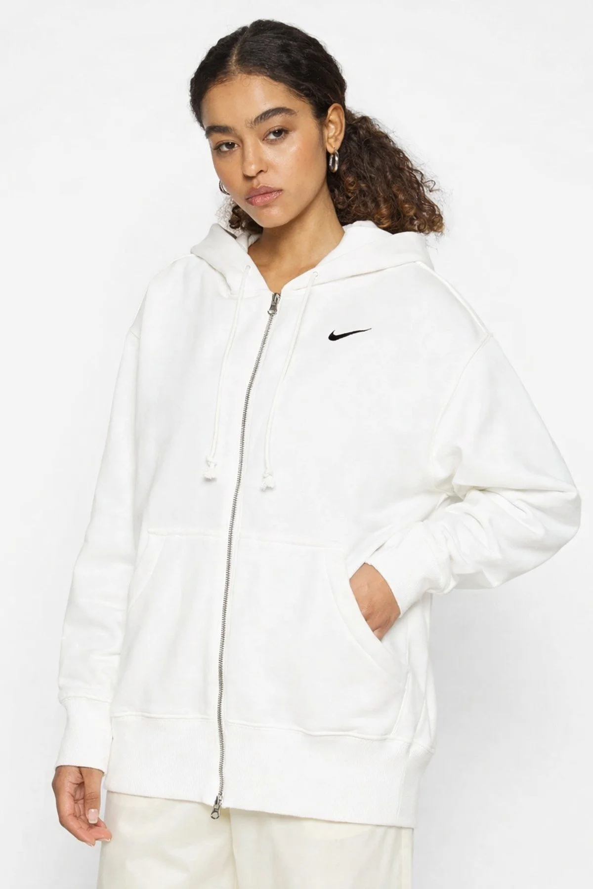 Nike Sportswear Phoenix Fleece Oversized Hoodie Full Zip Cream Bol Kesim Kapüşonlu Kadın Sweatshirt Krem Nike Sportswear Phoenix Fleece Oversized Hoodie Full Zip Cream Bol Kesim Kapüşonlu Kadın Sweatshirt Krem