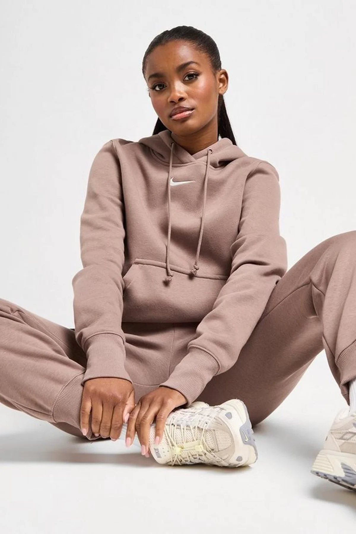Nike Sportswear Phoenix Fleece Pullover Hoodie Kadın Kapüşonlu Sweatshirt Kahverengi