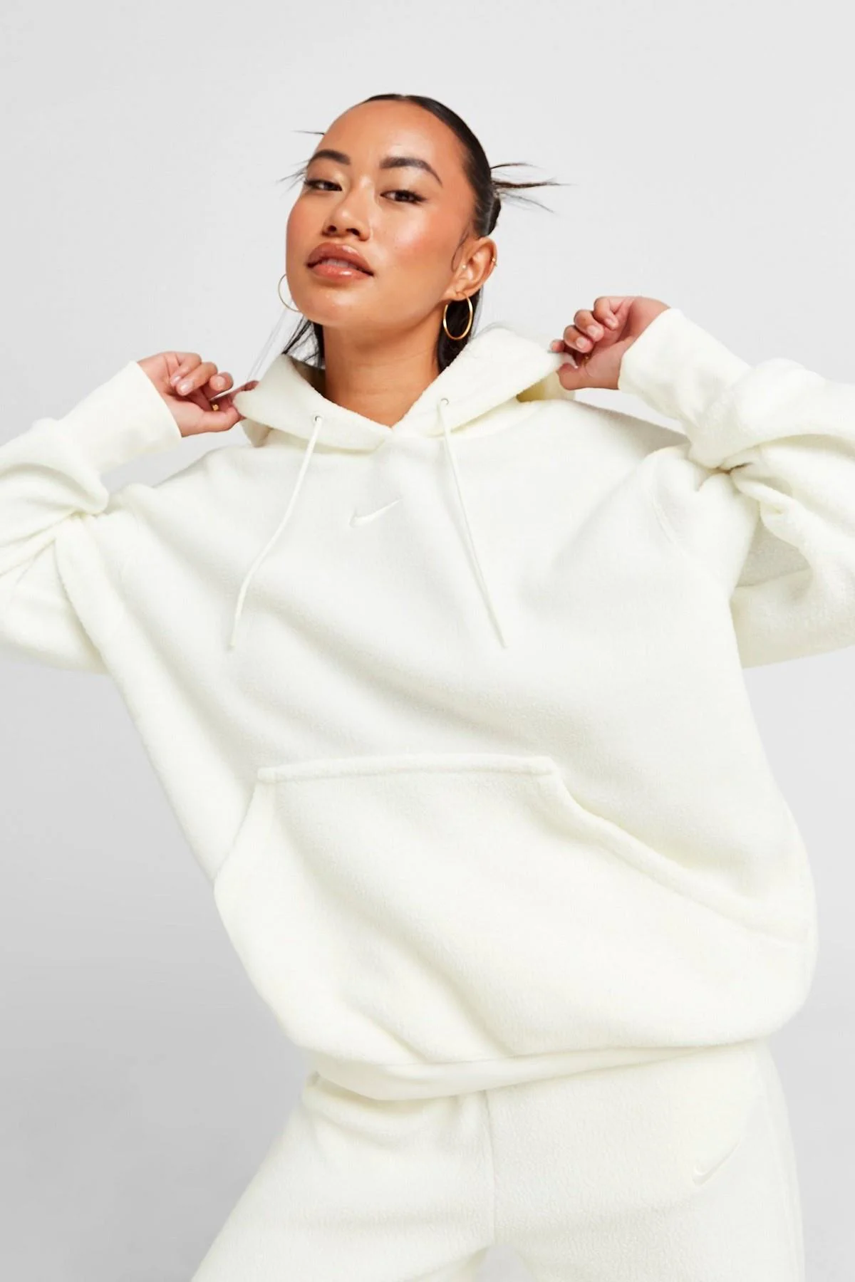 Nike Sportswear Plush Hoodie Sweatshirt Stone Oversize Kadın Geniş Kalıp Peluş Kapüşonlu Sweatshirt Krem Nike Sportswear Plush Hoodie Sweatshirt Stone Oversize Kadın Geniş Kalıp Peluş Kapüşonlu Sweatshirt Krem Fiyatı, Yorumları ve Özellikleri