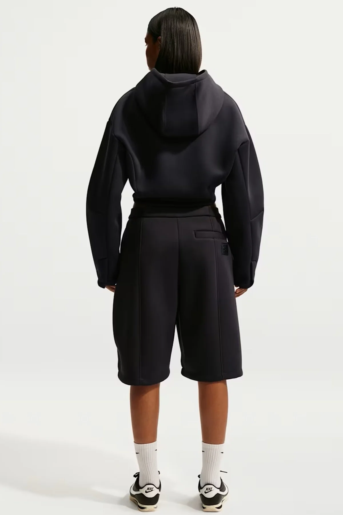 Nike Sportswear Pregame Oversize Full-Zip Sweatshirt Tam Boy Fermuarlı Bol Kesim Kapüşonlu Dalgıç Kumaş Kadın Sweatshirt Siyah