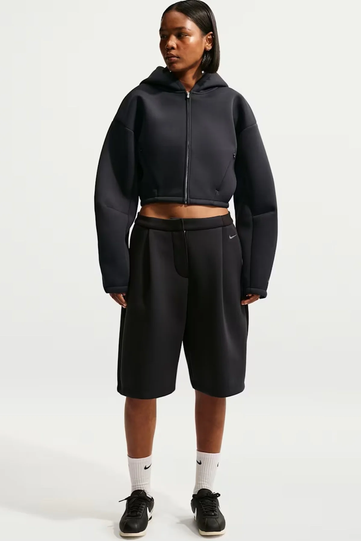 Nike Sportswear Pregame Oversize Full-Zip Sweatshirt Tam Boy Fermuarlı Bol Kesim Kapüşonlu Dalgıç Kumaş Kadın Sweatshirt Siyah