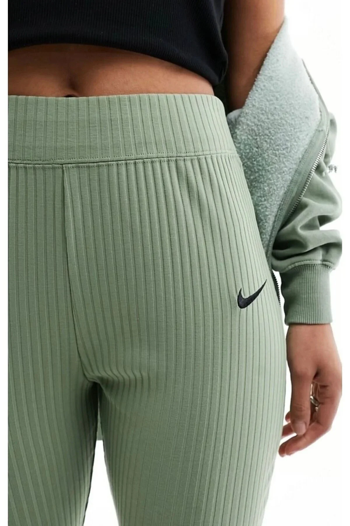 Nike Sportswear Rib Jersey Green Yüksek Belli Fitilli Kadın Eşofman Yeşil Nike Sportswear Rib Jersey Green Yüksek Belli Fitilli Kadın Eşofman Yeşil Fiyatı, Yorumları ve Özellikleri