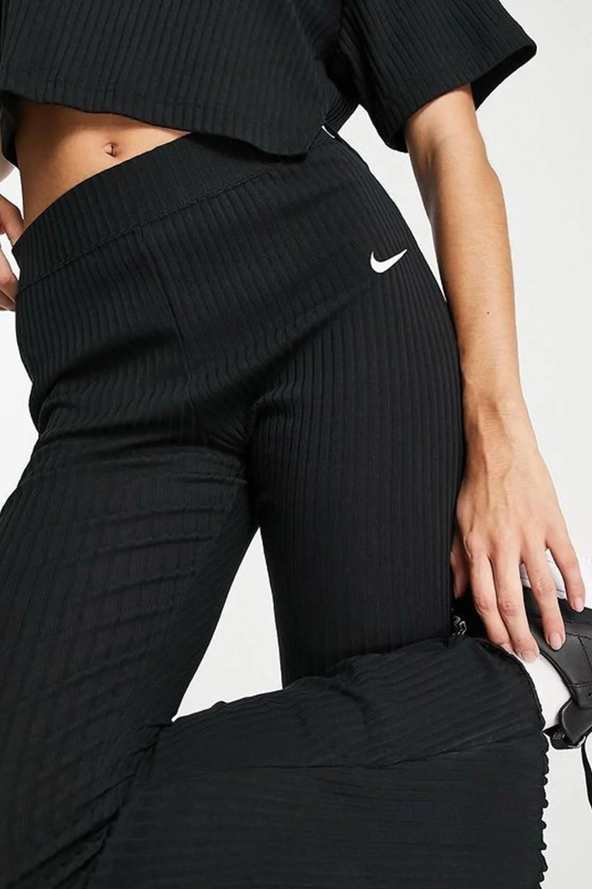Nike Sportswear Rib Jersey White Yüksek Belli Fitilli Kadın Eşofman Altı Kırık Beyaz Nike Sportswear Rib Jersey White Yüksek Belli Fitilli Kadın Eşofman Altı Kırık Beyaz