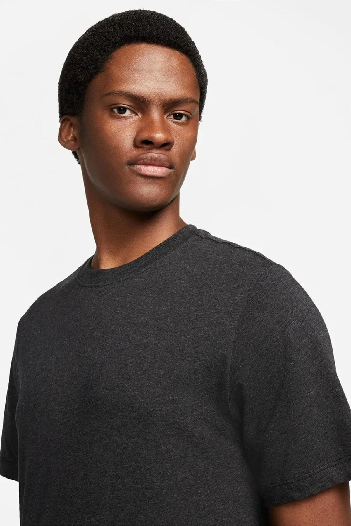 Nike Sportswear Sustainability Tee Black Erkek Siyah Tişört Siyah Fiyatı, Yorumları ve Özellikleri