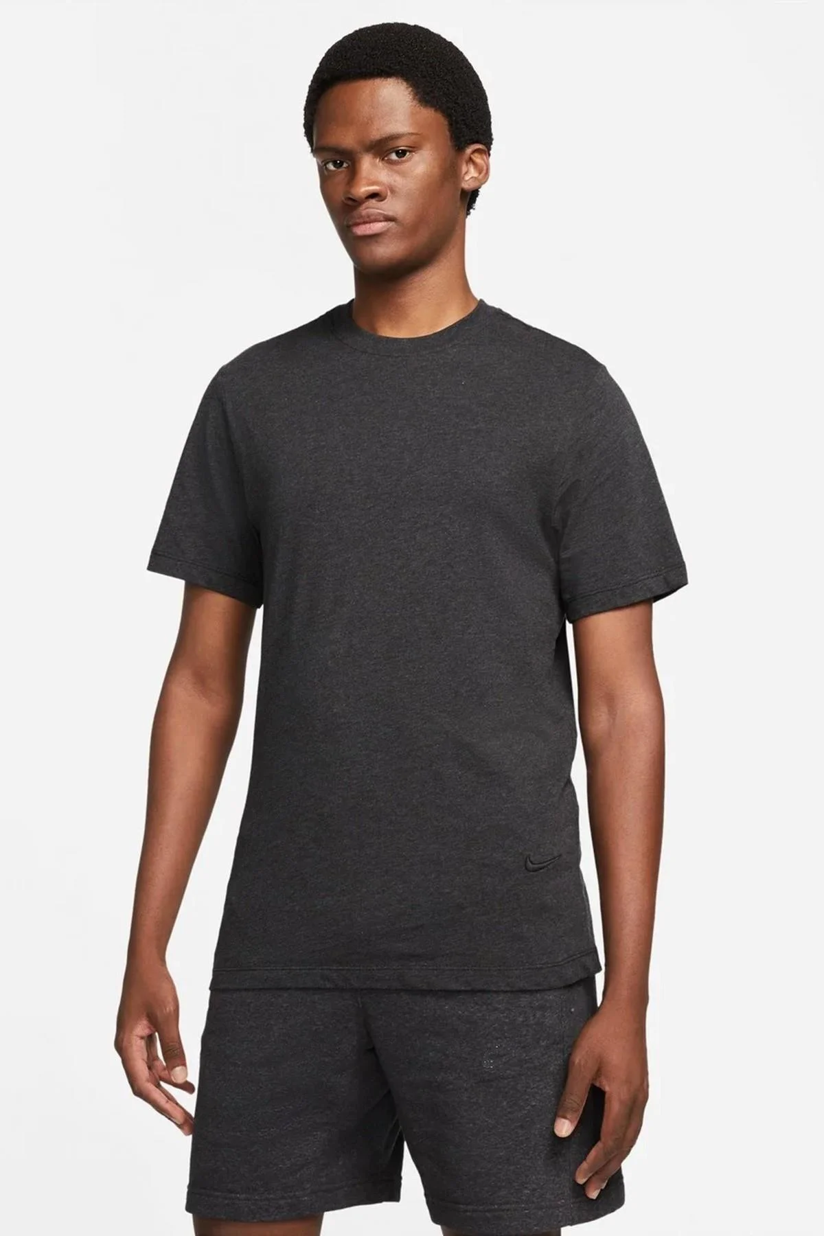 Nike Sportswear Sustainability Tee Black Erkek Siyah Tişört Siyah Fiyatı, Yorumları ve Özellikleri