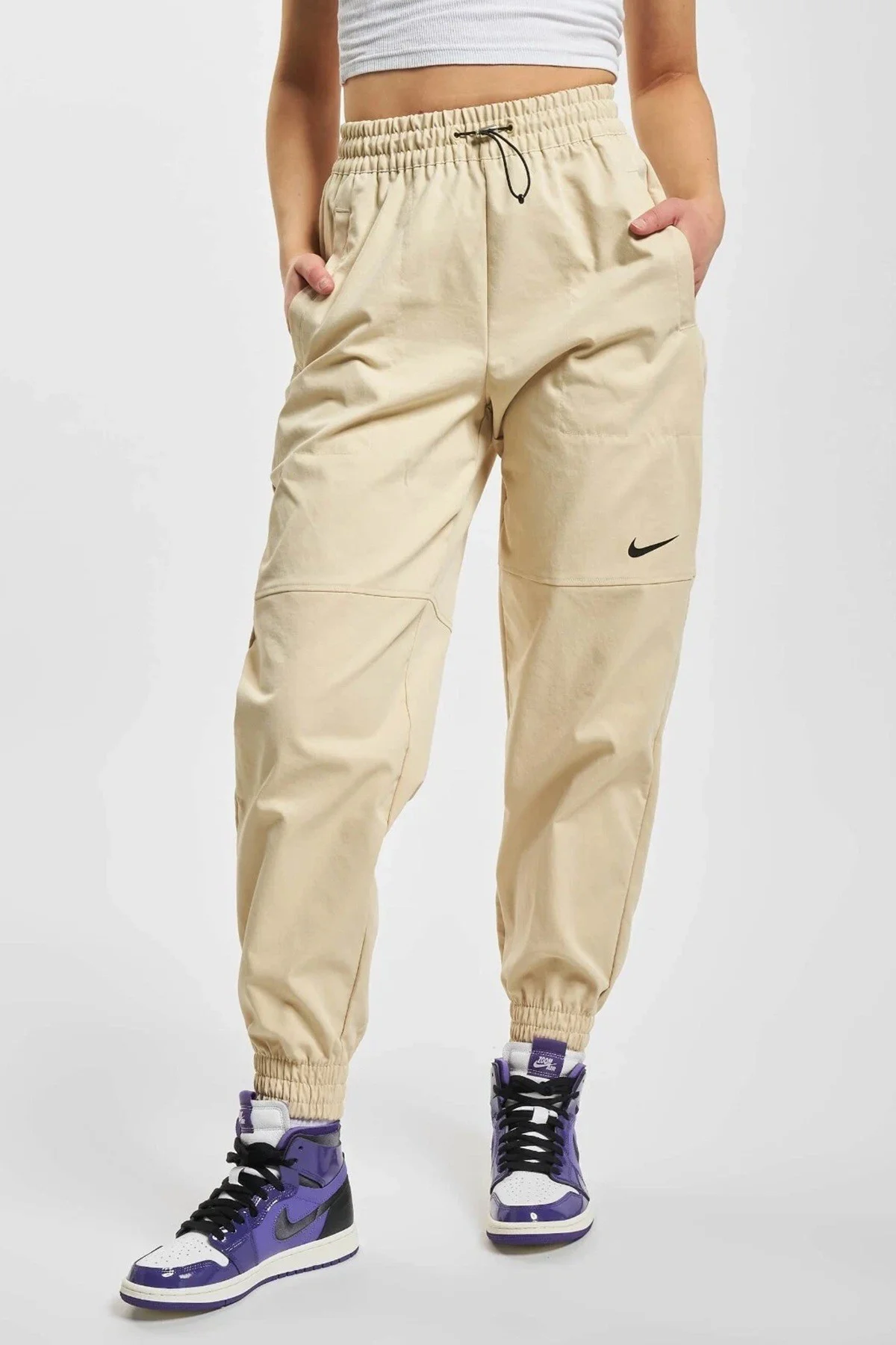 Nike Sportswear Swoosh Woven Women's Pant Yellow Kadın Eşofman Altı Sarı Nike Sportswear Swoosh Woven Women's Pant Yellow Kadın Eşofman Altı Sarı