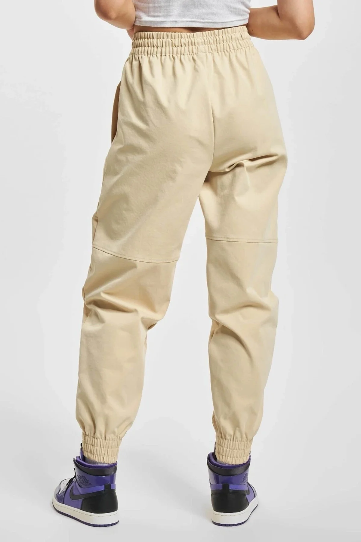 Nike Sportswear Swoosh Woven Women's Pant Yellow Kadın Eşofman Altı Sarı Nike Sportswear Swoosh Woven Women's Pant Yellow Kadın Eşofman Altı Sarı