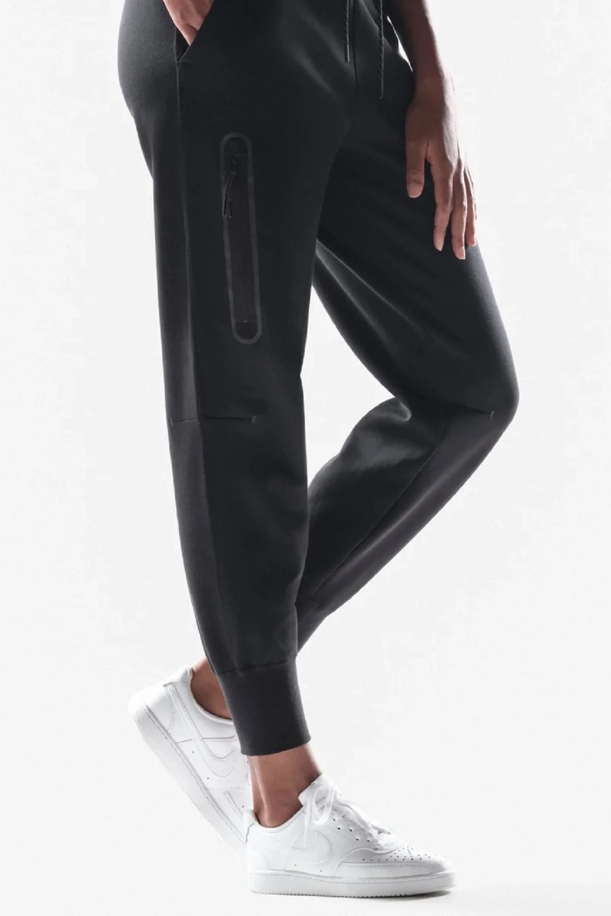 Nike Sportswear Tech Fleece Trousers Kadın Siyah Eşofman Altı Nike Sportswear Tech Fleece Trousers Kadın Siyah Eşofman Altı Fiyatı, Yorumları ve Özellikleri