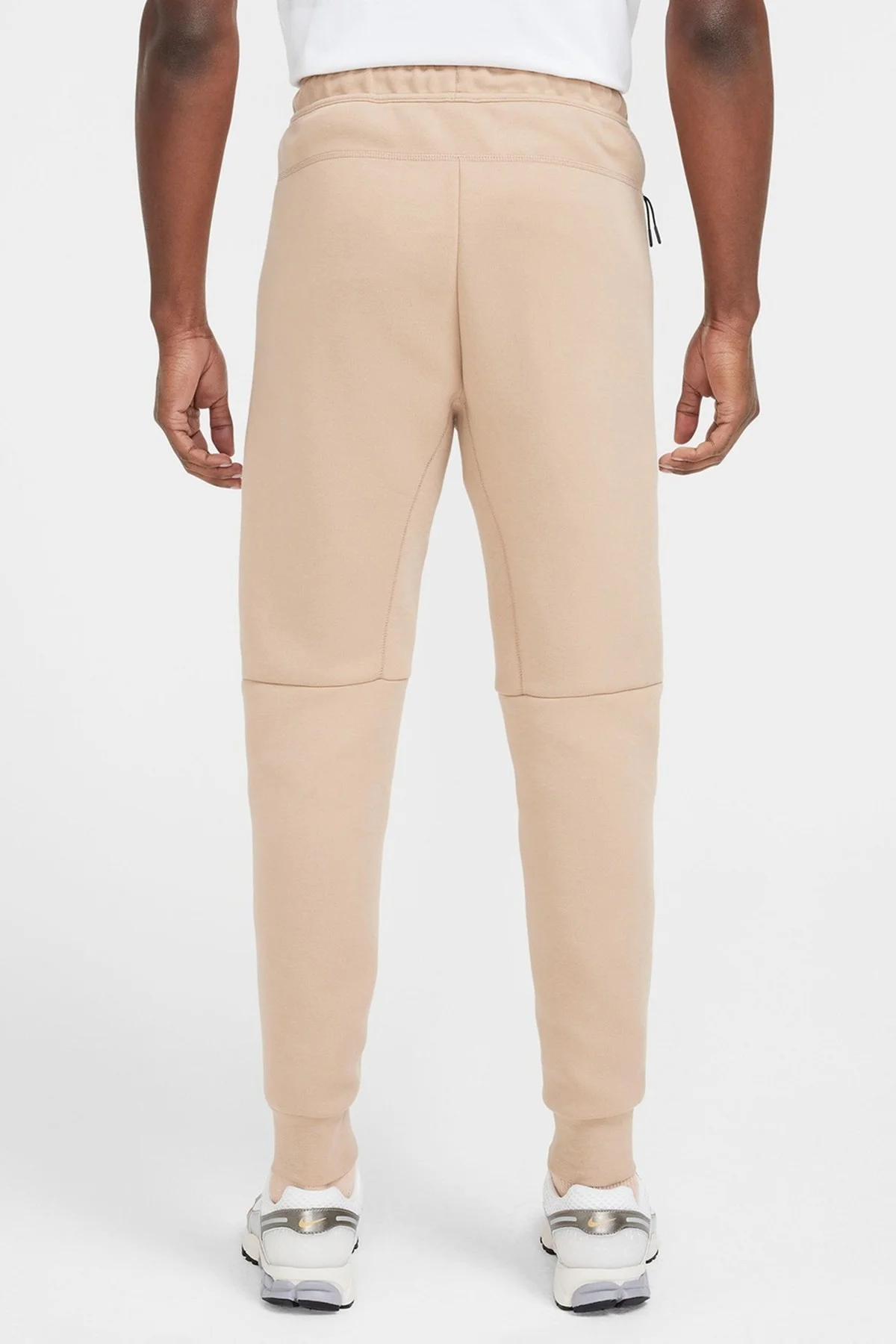 Nike Sportswear Tech Fleece Mens Taper Leg Jogger Erkek Reflektörlü Eşofman Altı Bej Nike Sportswear Tech Fleece Mens Taper Leg Jogger Erkek Reflektörlü Eşofman Altı Bej