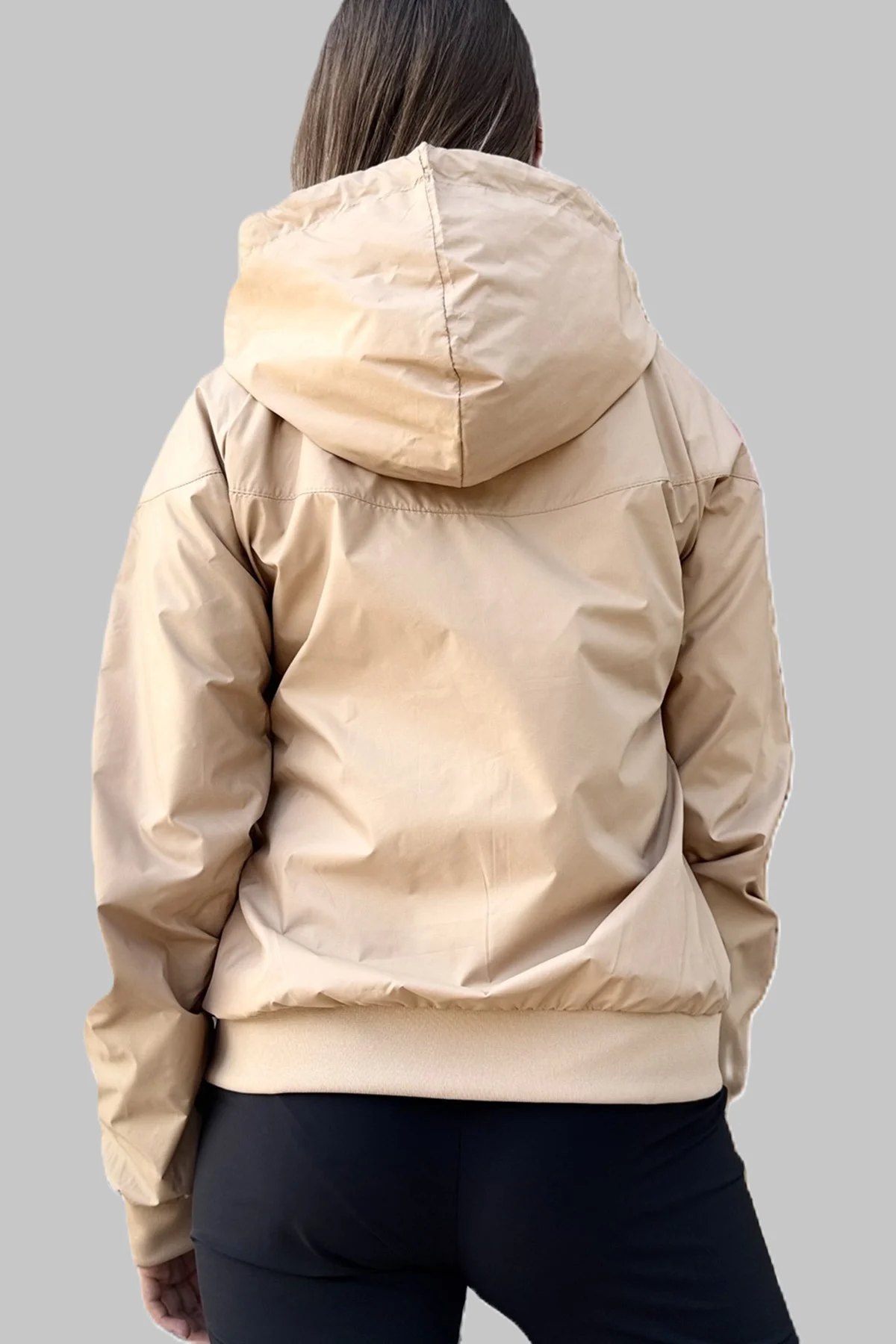 Nike Sportswear Windrunner Jacket Kadın Kapüşonlu Spor Ceket Bej Nike Sportswear Windrunner Jacket Kadın Kapüşonlu Spor Ceket Bej Fiyatı, Yorumları ve Özellikleri