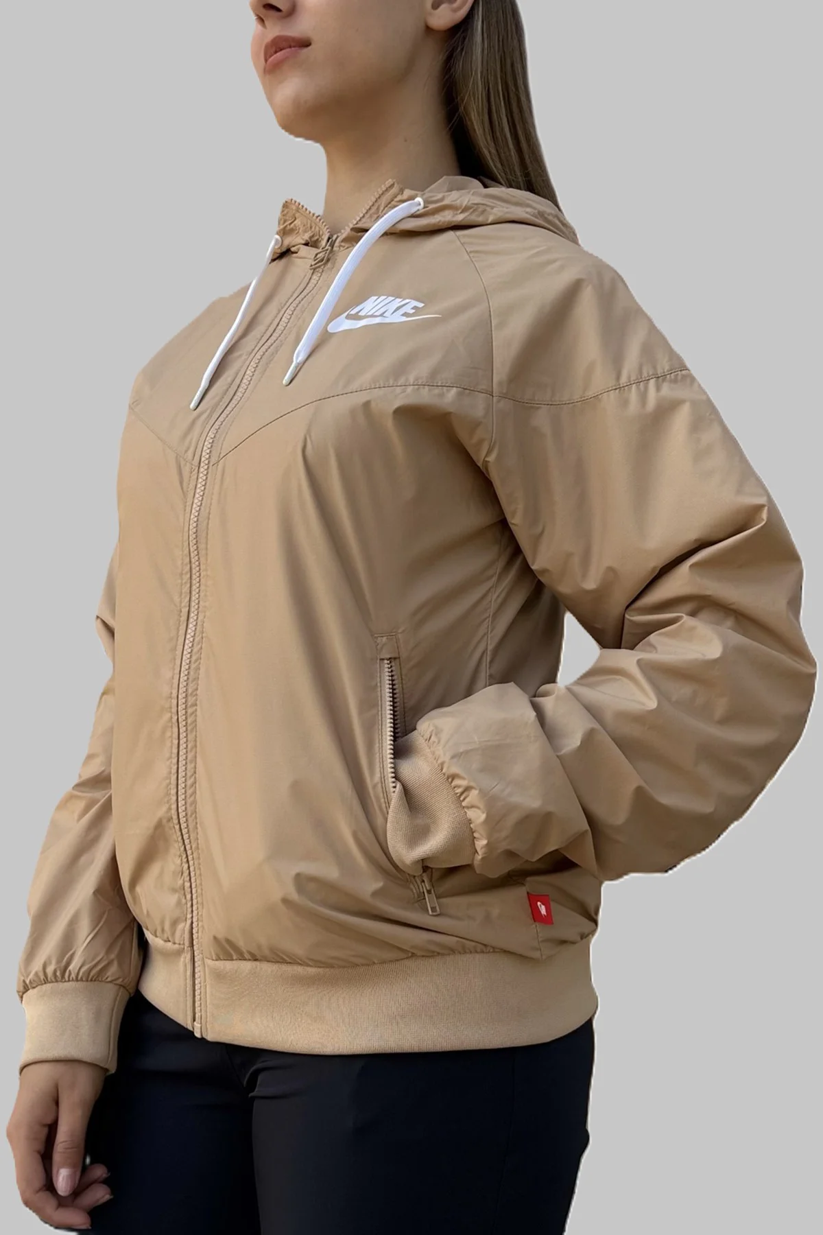 Nike Sportswear Windrunner Jacket Kadın Kapüşonlu Spor Ceket Bej Nike Sportswear Windrunner Jacket Kadın Kapüşonlu Spor Ceket Bej Fiyatı, Yorumları ve Özellikleri