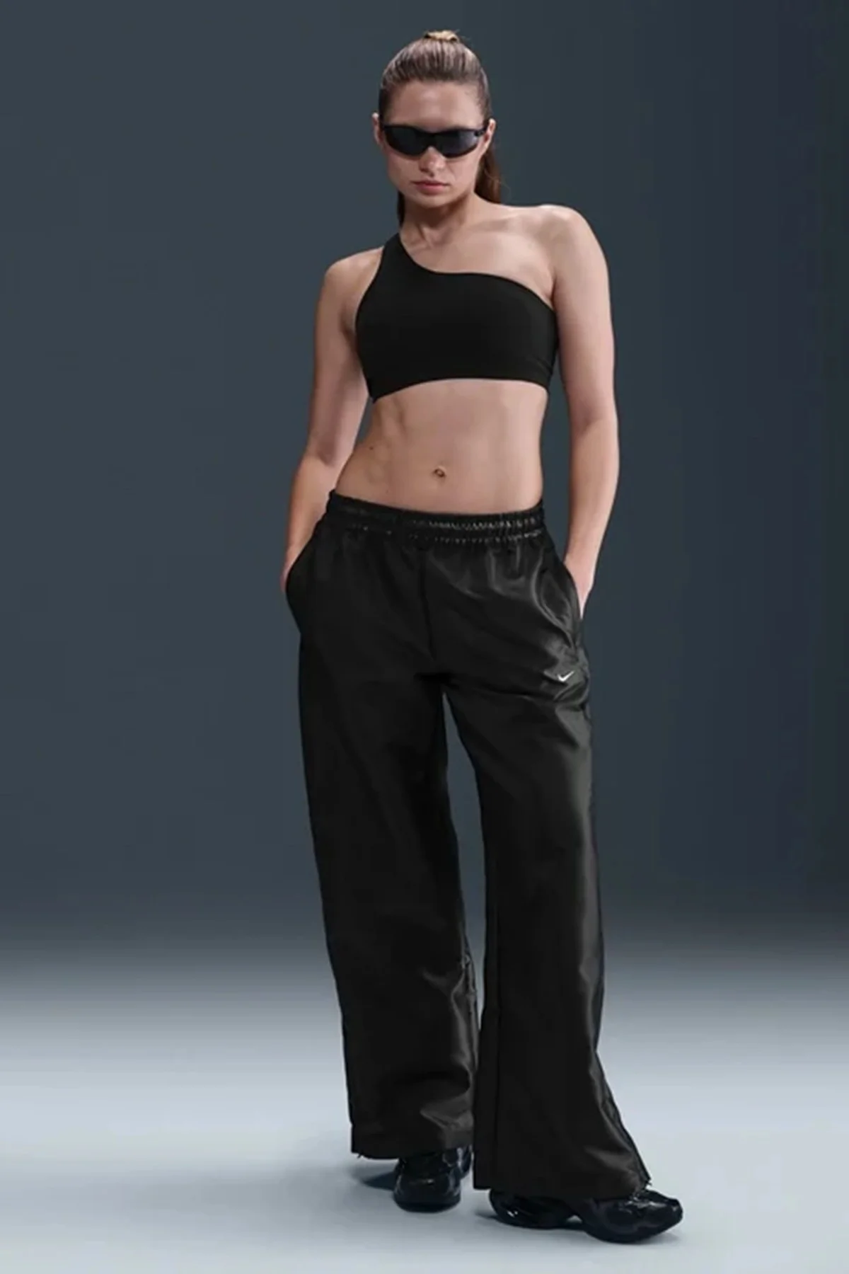 Nike Sportswear Windrunner Women's Shine Trousers Pant Kadın Eşofman Altı Krem Fiyatı, Yorumları ve Özellikleri