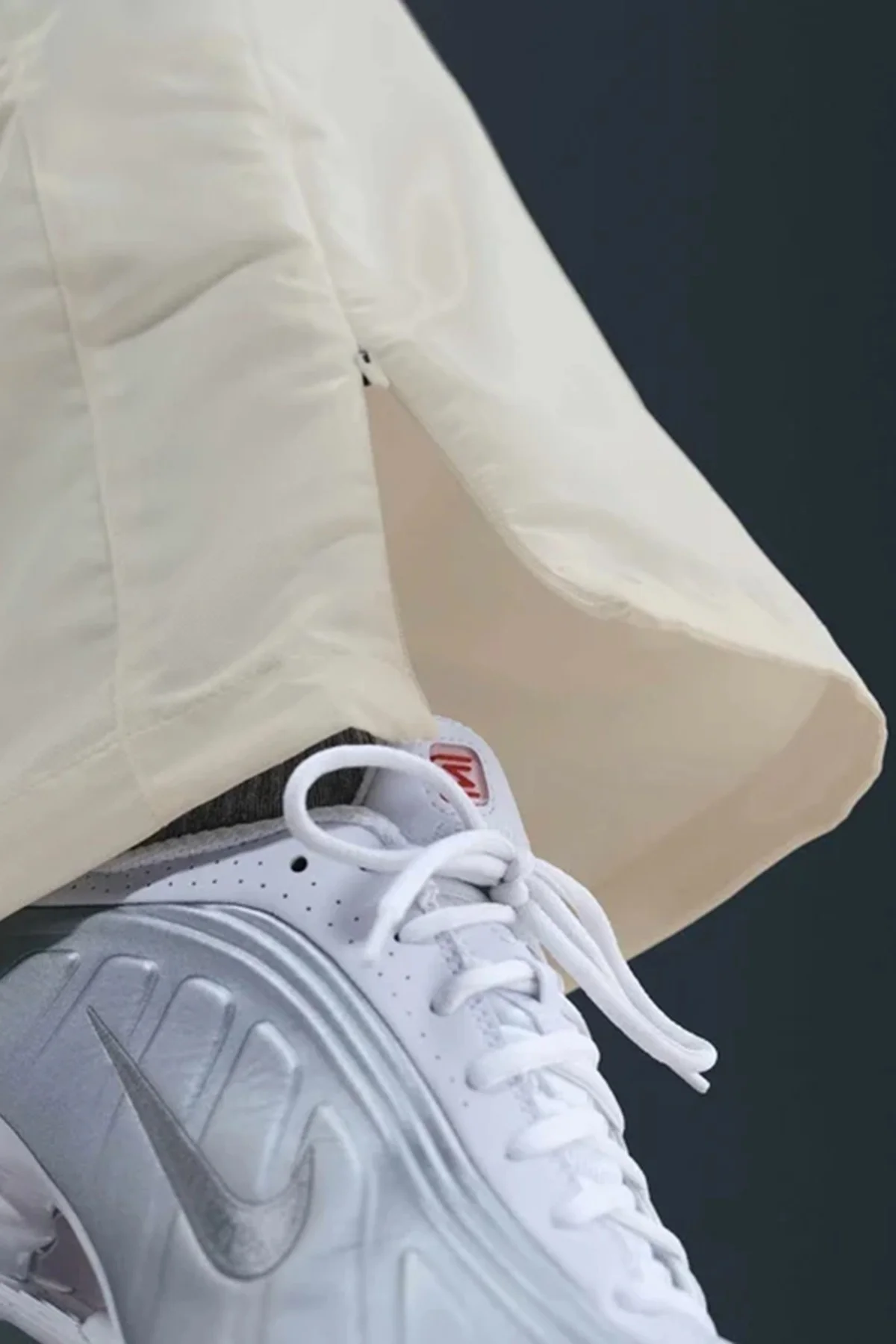 Nike Sportswear Windrunner Women's Shine Trousers Pant Kadın Eşofman Altı Krem Fiyatı, Yorumları ve Özellikleri