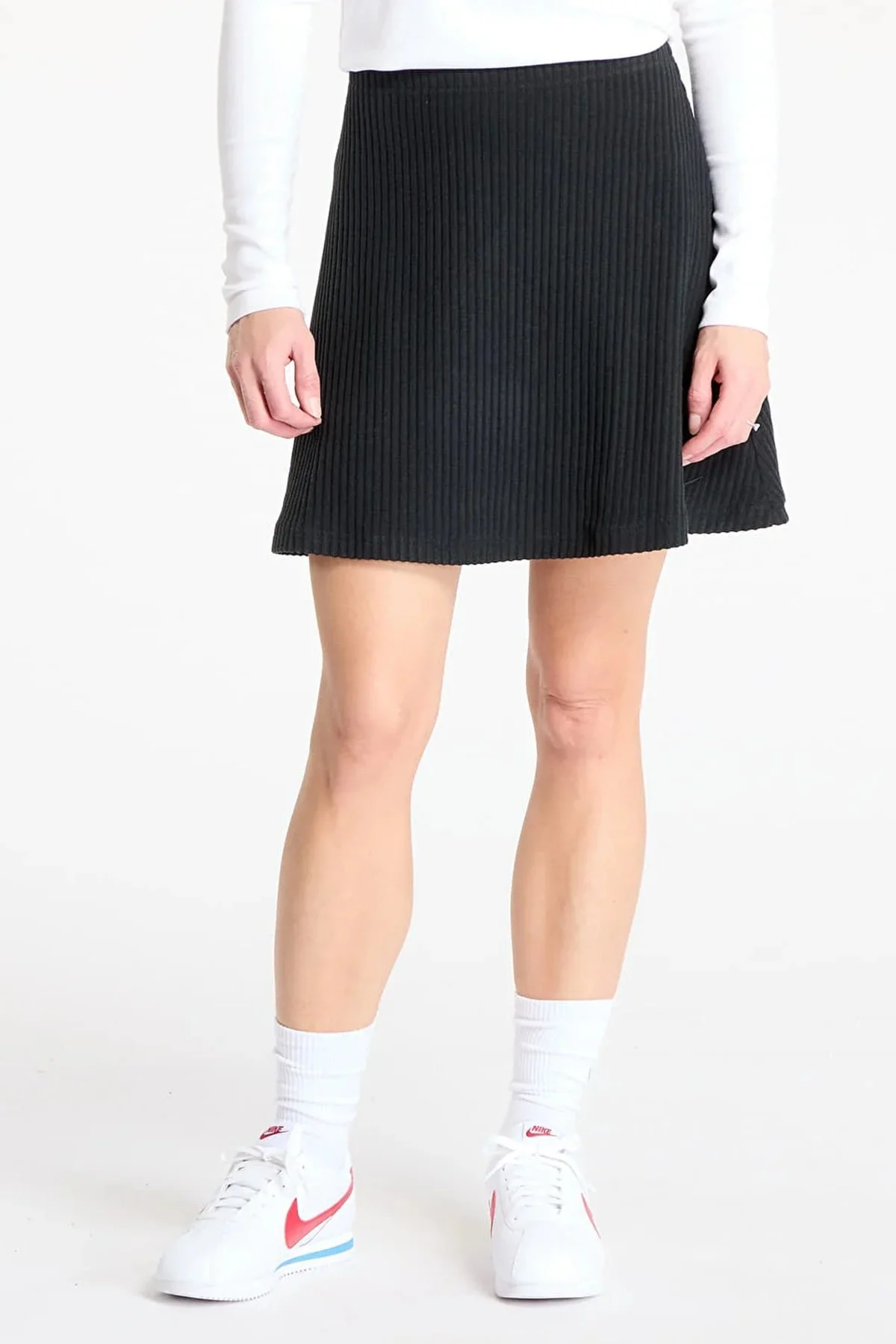 Nike Sportswear Womens Chill Knit Ribbed Mini Skirt Fitilli Kadın Mini Etek Siyah Nike Sportswear Womens Chill Knit Ribbed Mini Skirt Fitilli Kadın Mini Etek Siyah Fiyatı, Yorumları ve Özellikleri