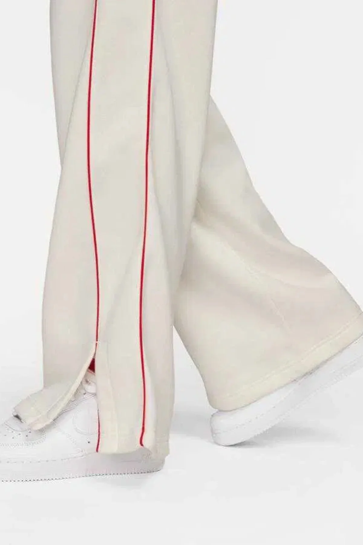 Nike Streetwear Oversized Fleece Wide Leg Jogger Kadın Oversize Geniş Paçalı Yüksek Bel Eşofman Altı Krem Nike Streetwear Oversized Fleece Wide Leg Jogger Kadın Oversize Geniş Paçalı Yüksek Bel Eşofman Altı Krem