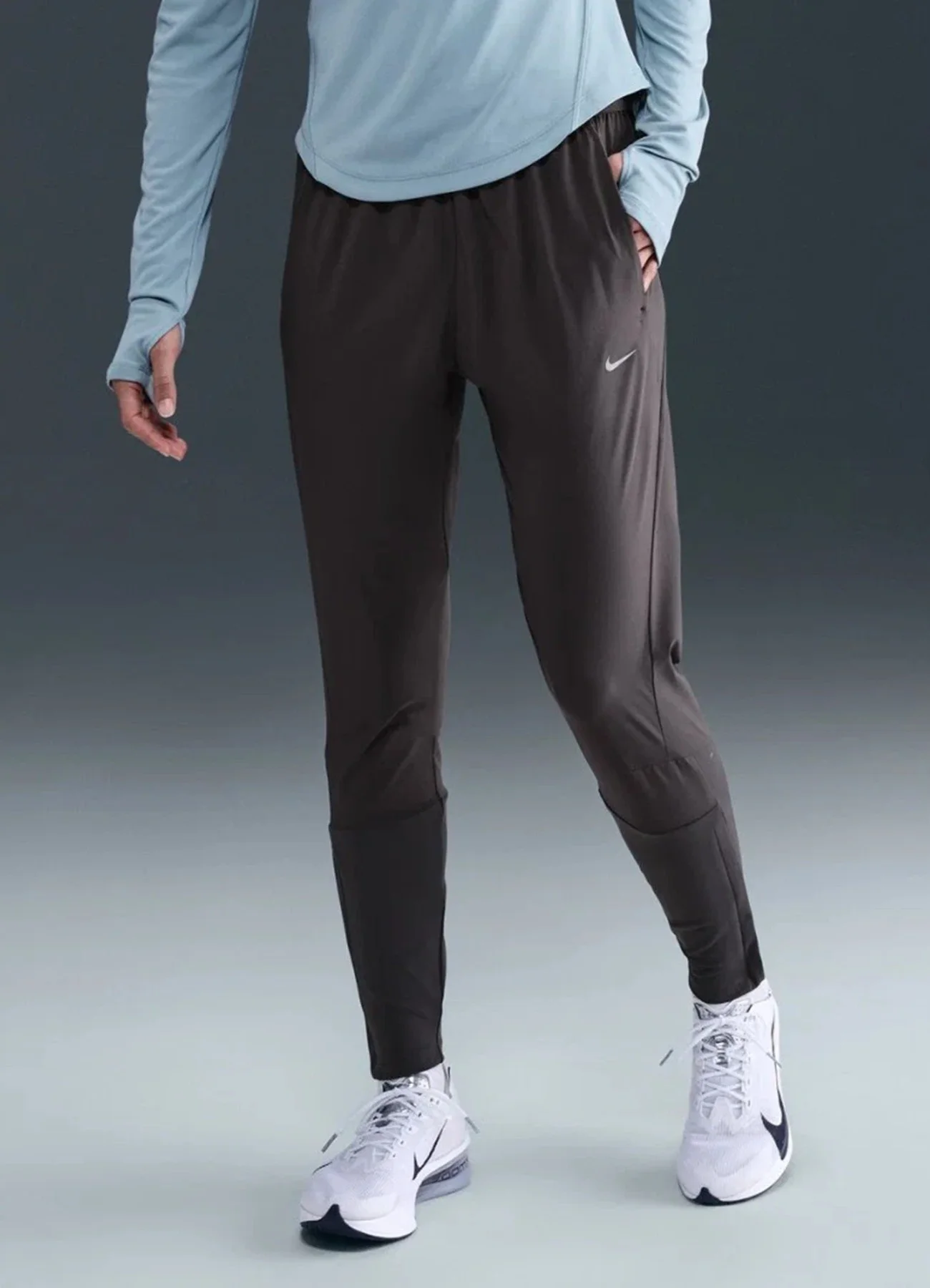 Nike Swift Dri-Fit Mid-Rise Womens Running Pant.Kadın Yürüyüş Koşu Eşofman Altı Gri Fiyatı, Yorumları ve Özellikleri