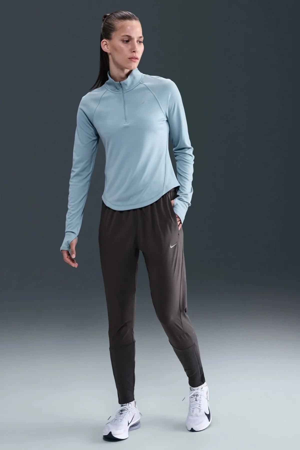 Nike Swift Dri-Fit Mid-Rise Womens Running Pant.Kadın Yürüyüş Koşu Eşofman Altı Gri Fiyatı, Yorumları ve Özellikleri