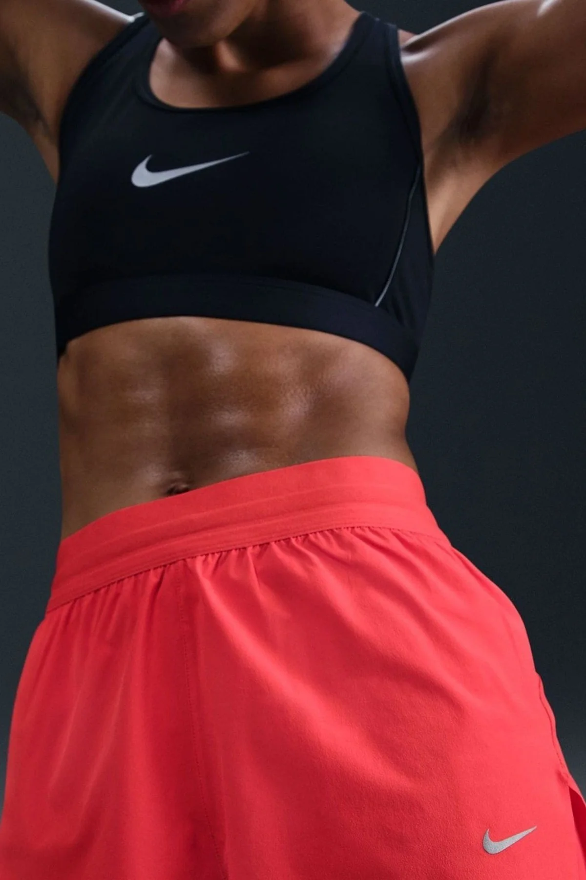 Nike Swift Dri Fit Mid Rise 4" 2IN1 Running Short Kadın 4" Taytlı Koşu Şortu Kırmızı