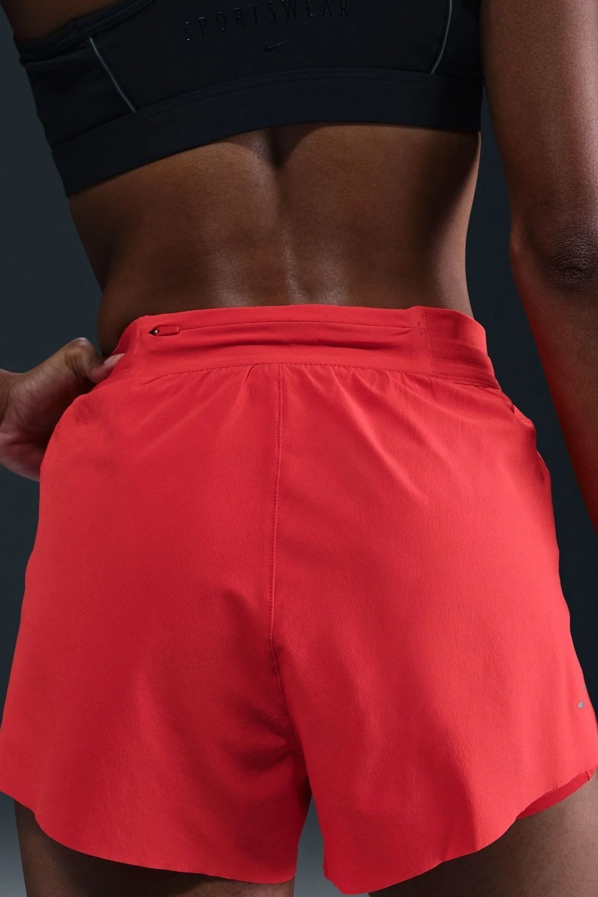 Nike Swift Dri Fit Mid Rise 4" 2IN1 Running Short Kadın 4" Taytlı Koşu Şortu Kırmızı