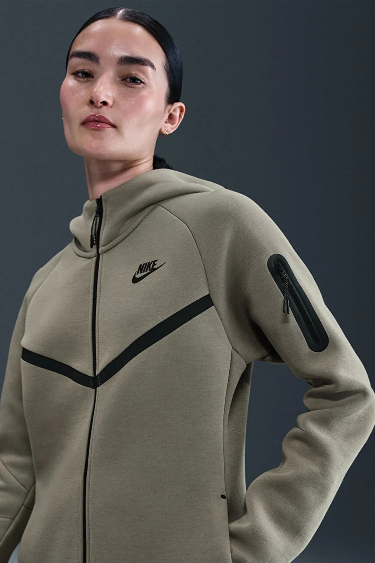 Nike Tech Fleece Full Zip Women Windrunner Hoodie Kapüşonlu Fermuarlı Kadın Sweatshirt Yeşil Nike Tech Fleece Full Zip Women Windrunner Hoodie Kapüşonlu Fermuarlı Kadın Sweatshirt Yeşil Fiyatı, Yorumları ve Özellikleri